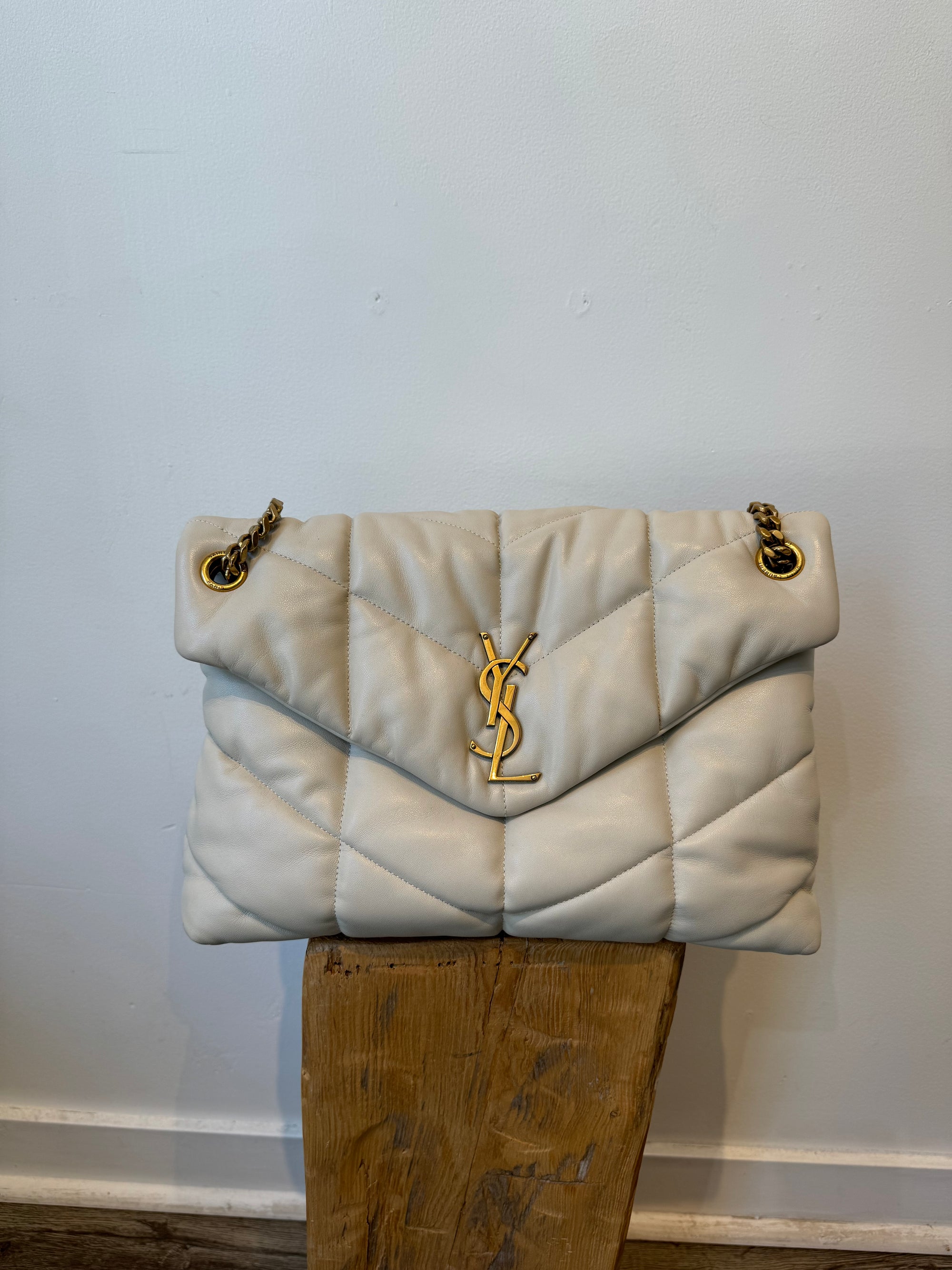 Yves Saint Laurent, Medium LouLou Puffer in Blanc Vintage