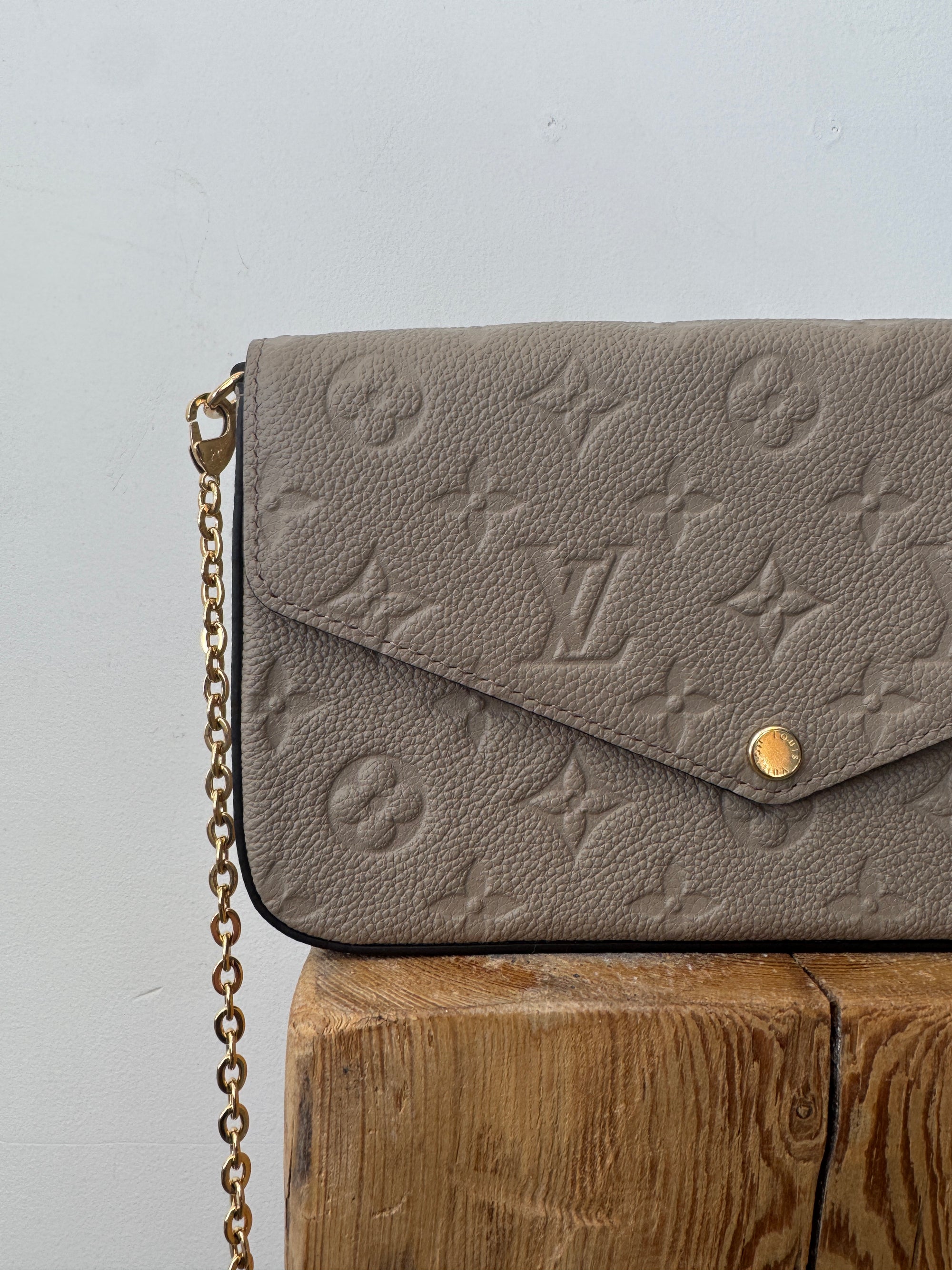 Louis Vuitton Pochette Félicie, Turtledove