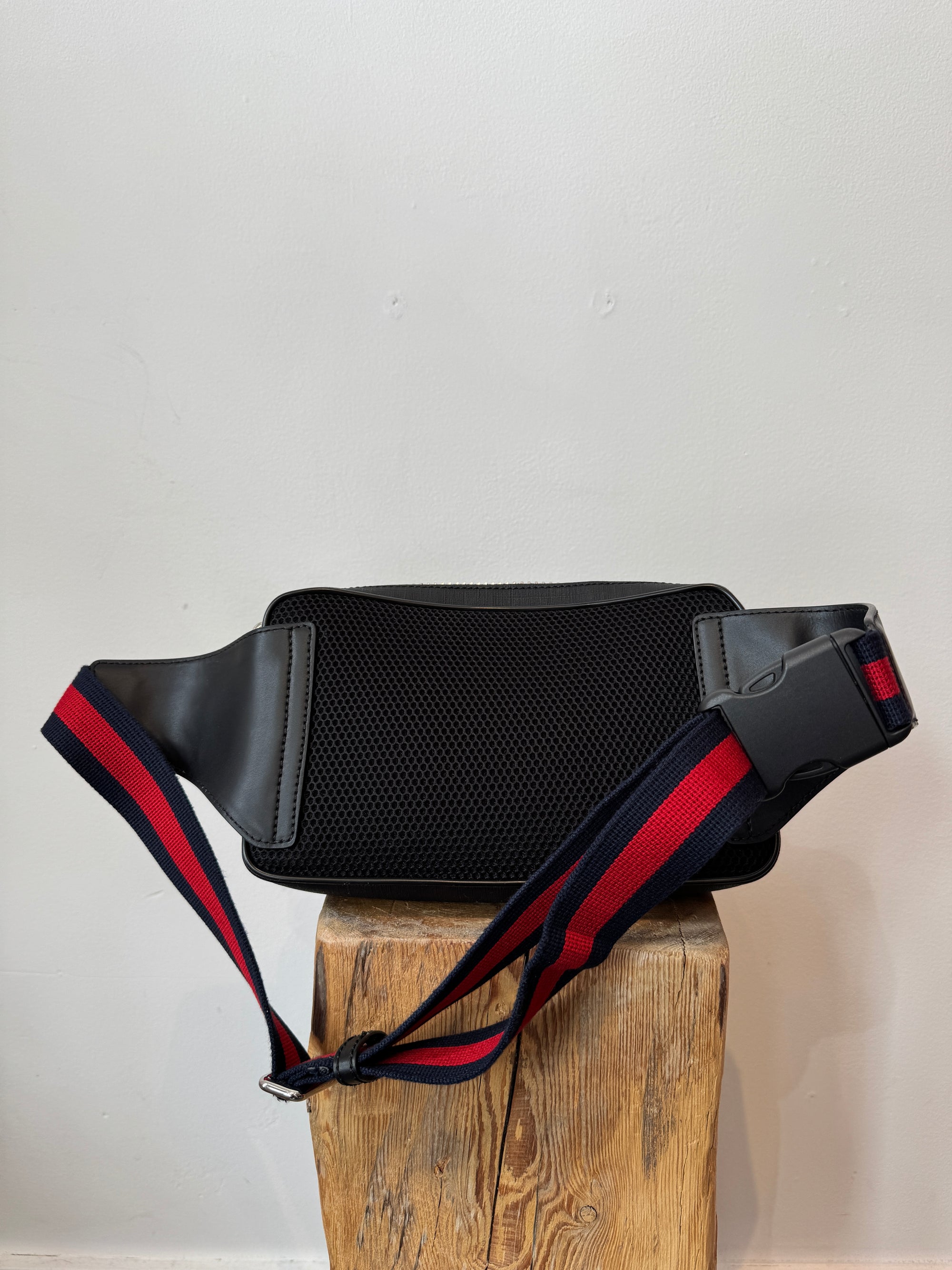 Gucci GG Supreme Belt Bag, Black