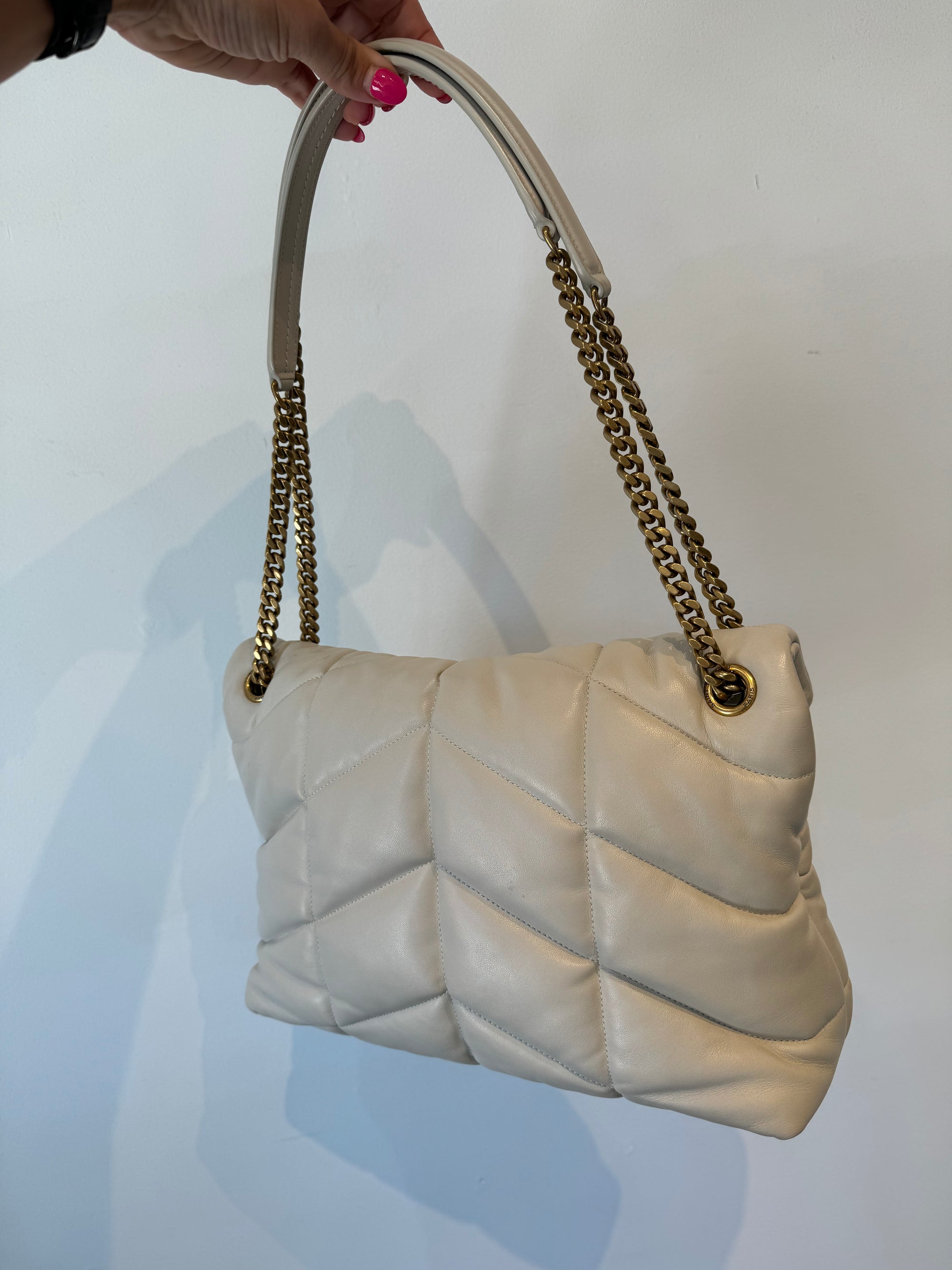 Yves Saint Laurent, Medium LouLou Puffer in Blanc Vintage