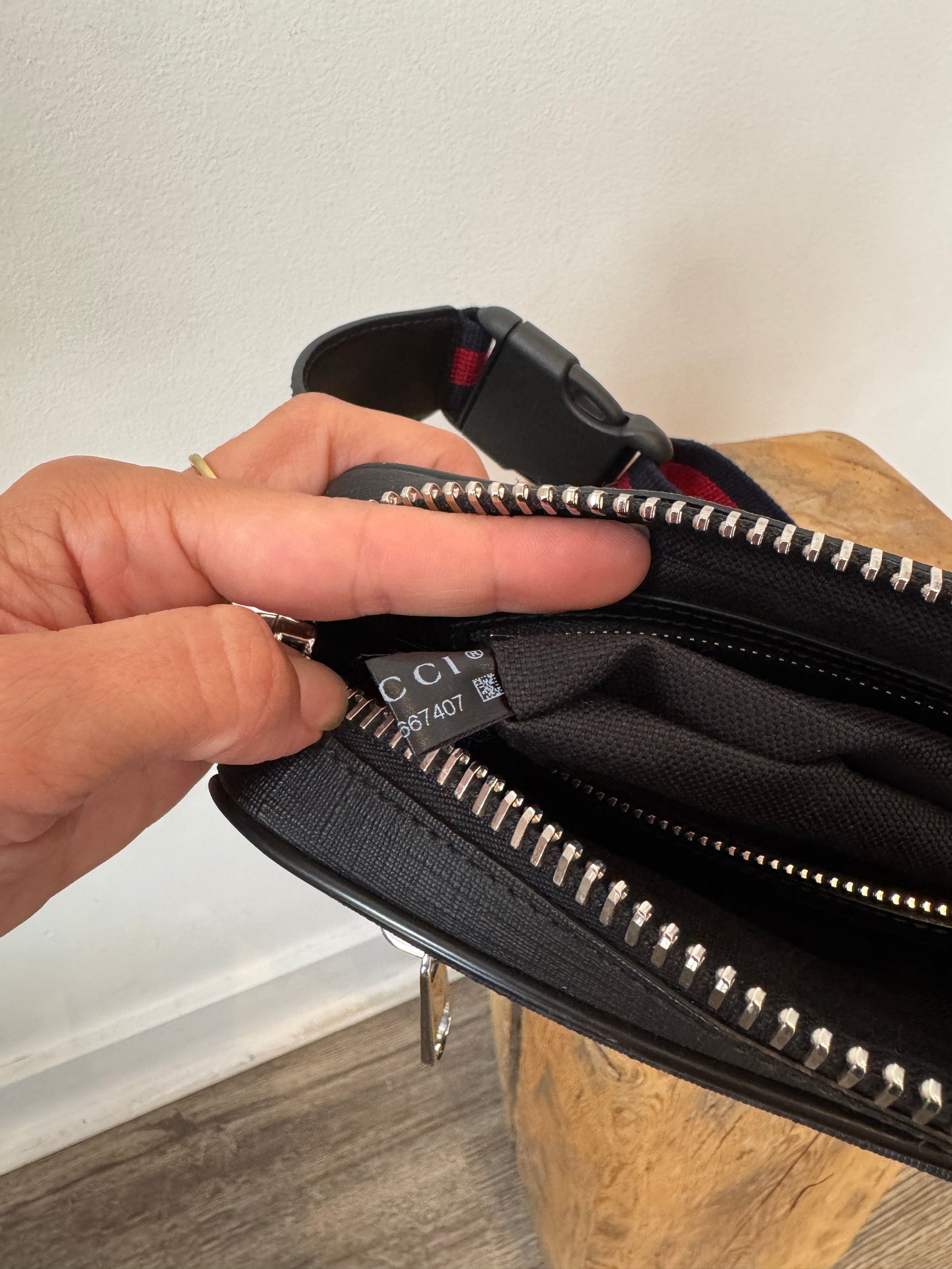 Gucci GG Supreme Belt Bag, Black