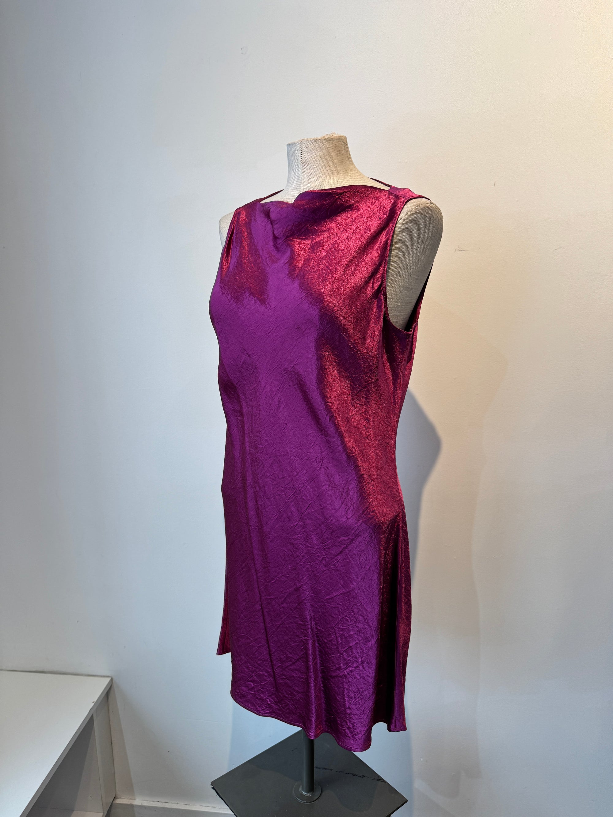 Banana Republic NWT Boat Neck Mini Dresses Magenta, Medium