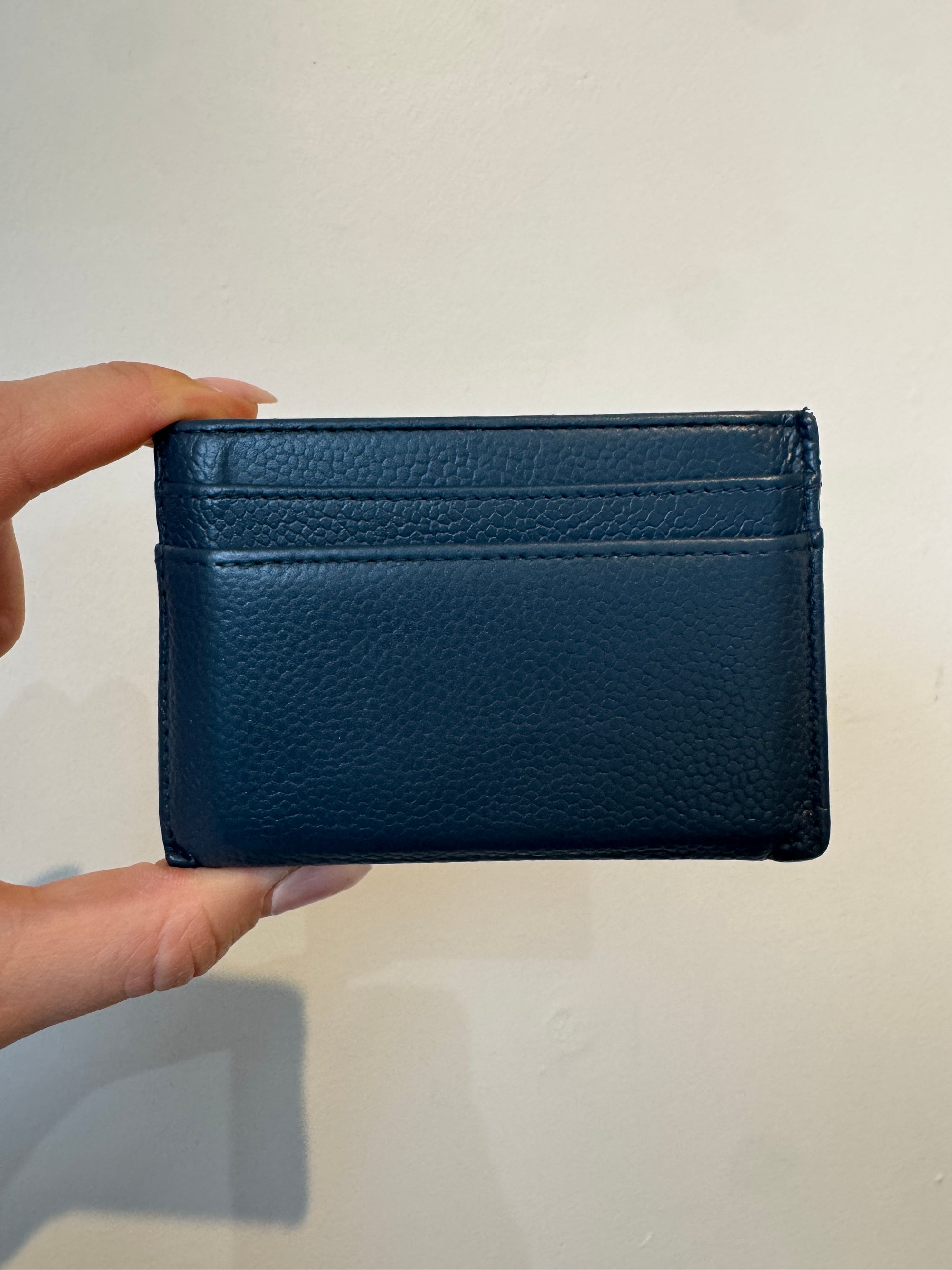 Chanel Navy CC Logo Card Holder in Caviar Leather