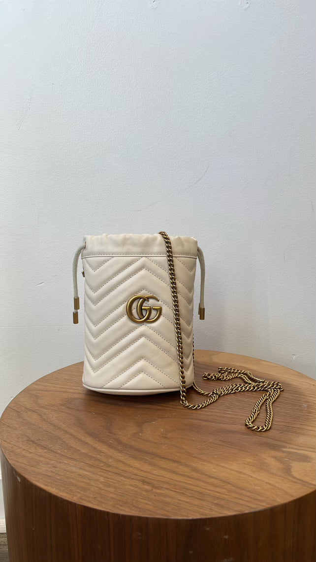 Gucci mini marmont bucket on sale bag