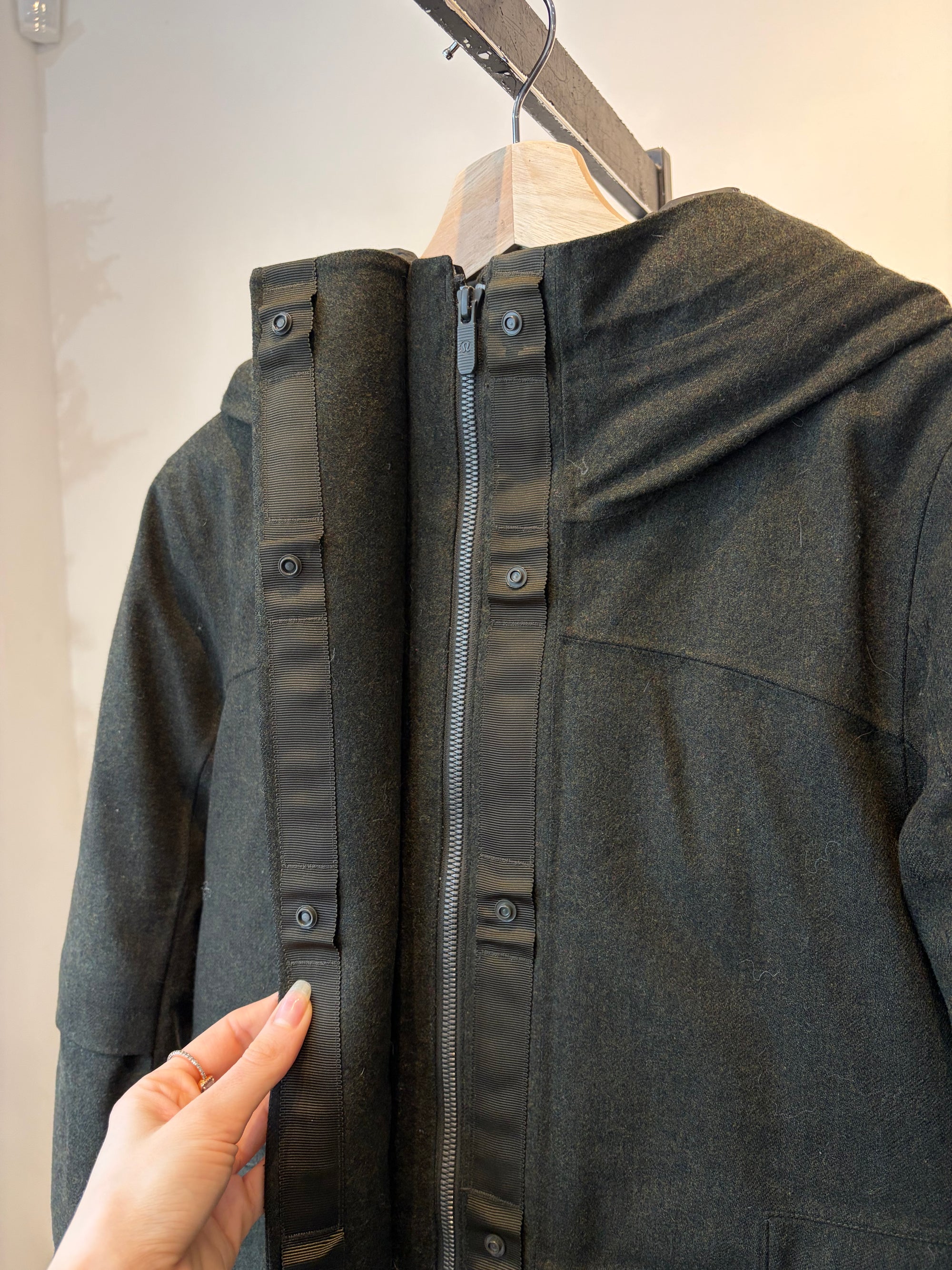 Lululemon Winter Warrior Parka, Dark green, 4
