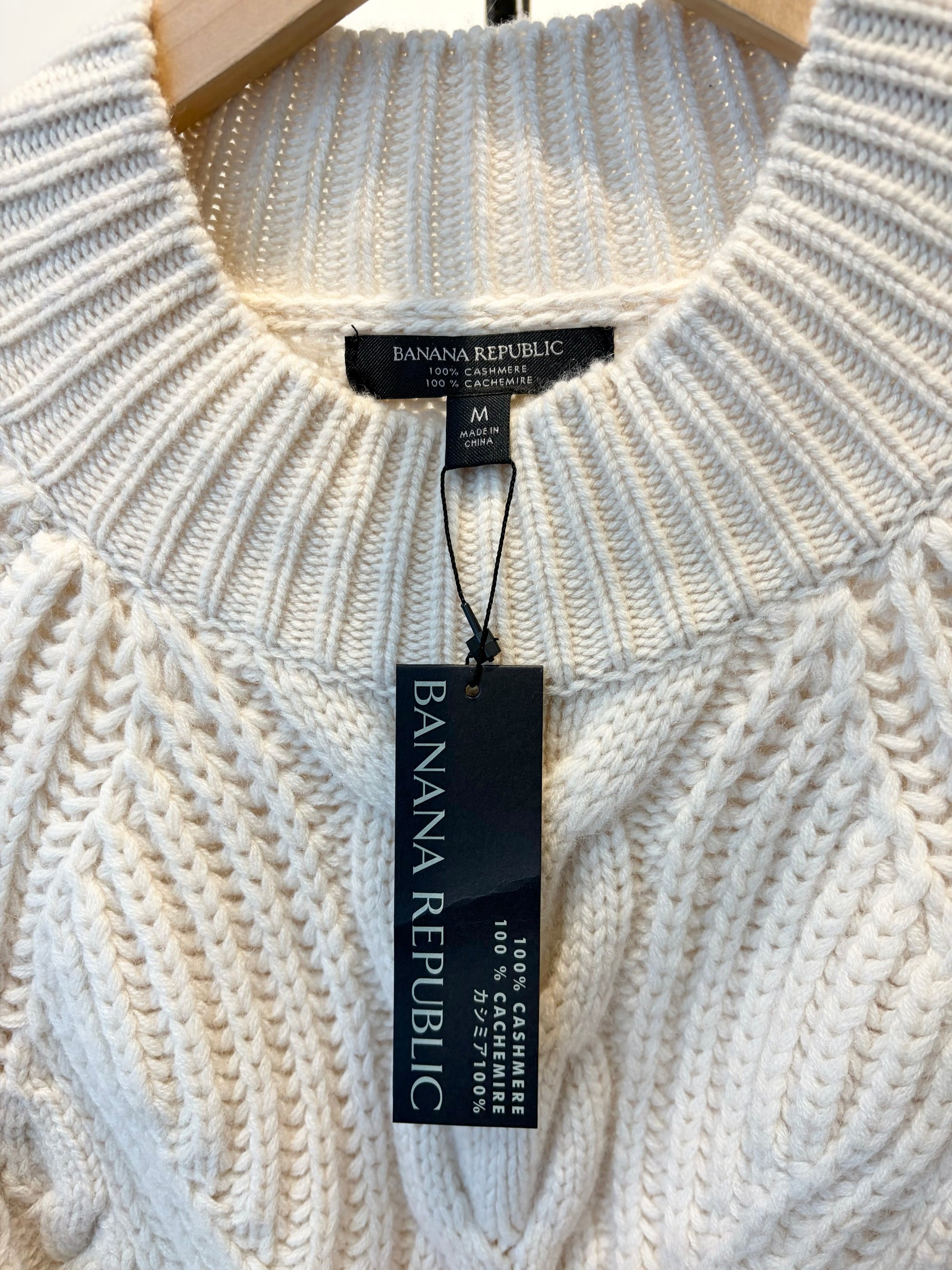 Banana Republic cashmere mock neck sweater,  Cream, Medium