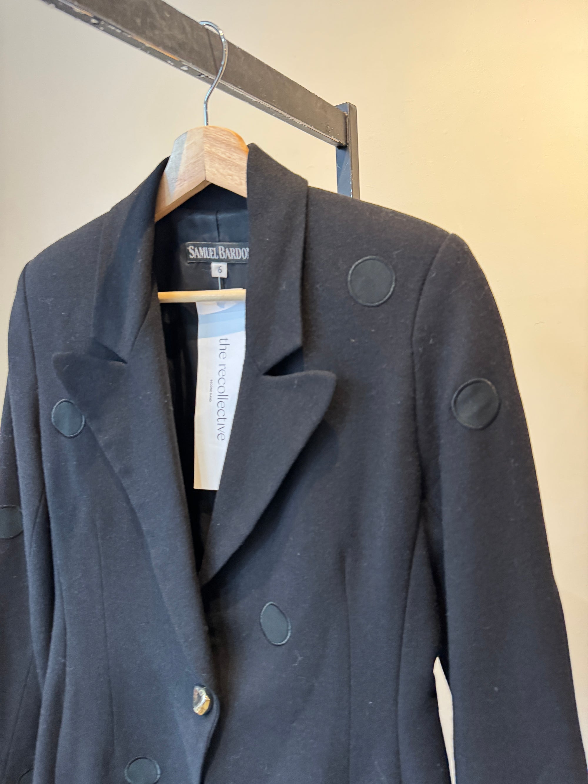 Samuel Bardon blazer with gold button, Black, 6