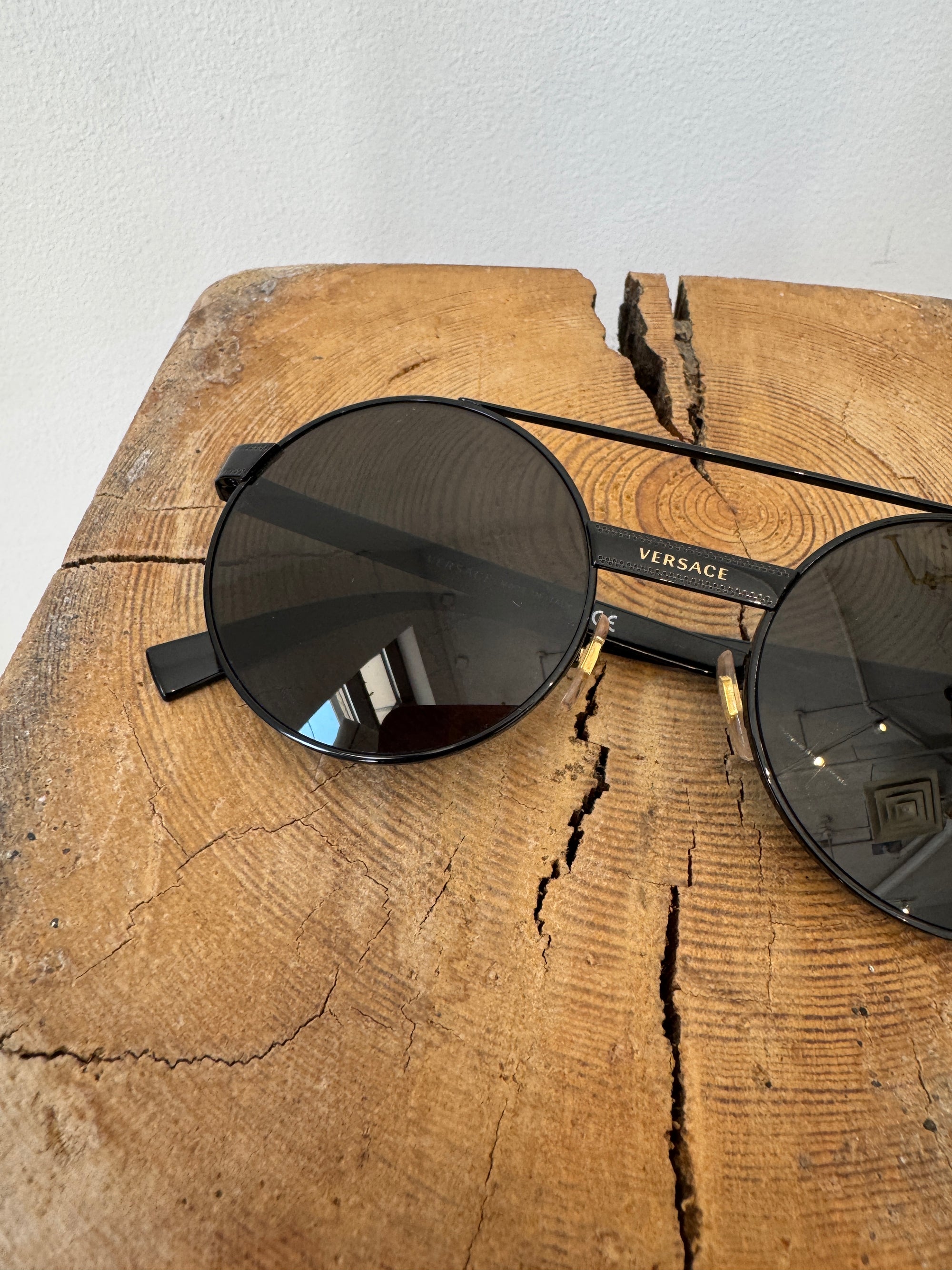 Versace Round Aviator Sunglasses Black