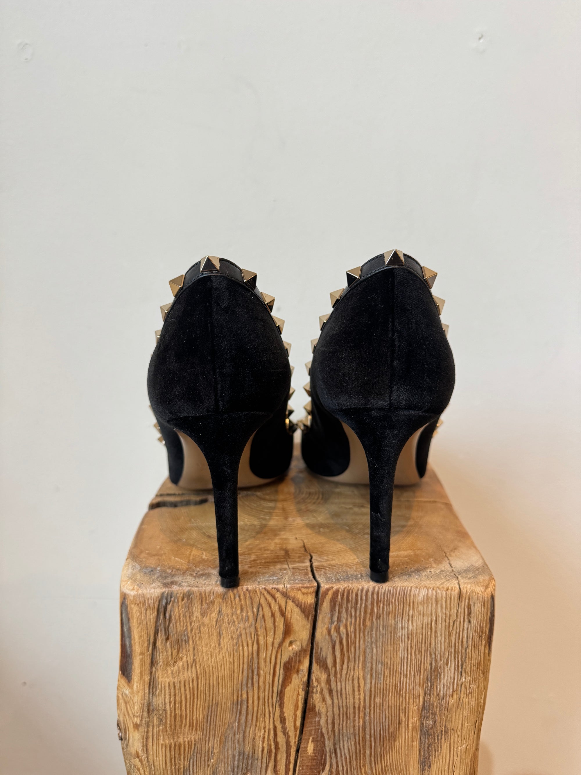 Valentino Velvet Rock Stud Pumps, 38