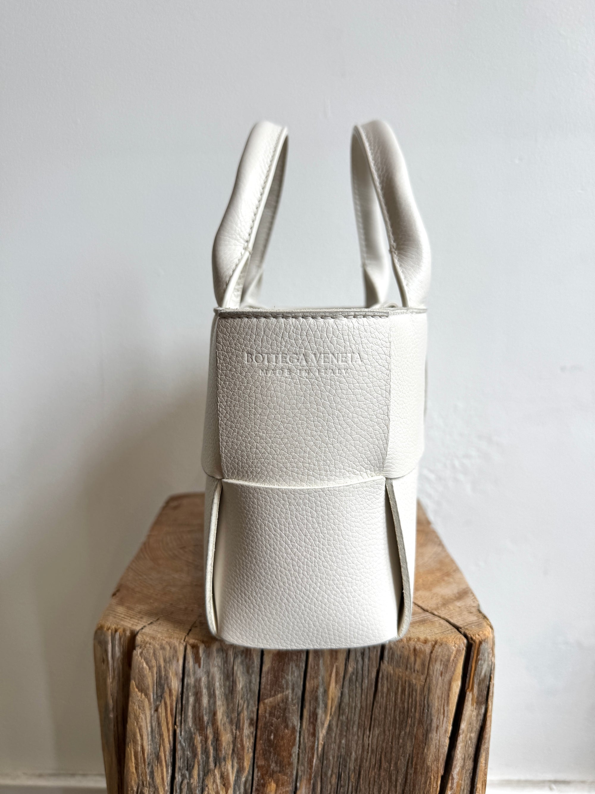 Bottega Veneta Candy Arco Tote, White