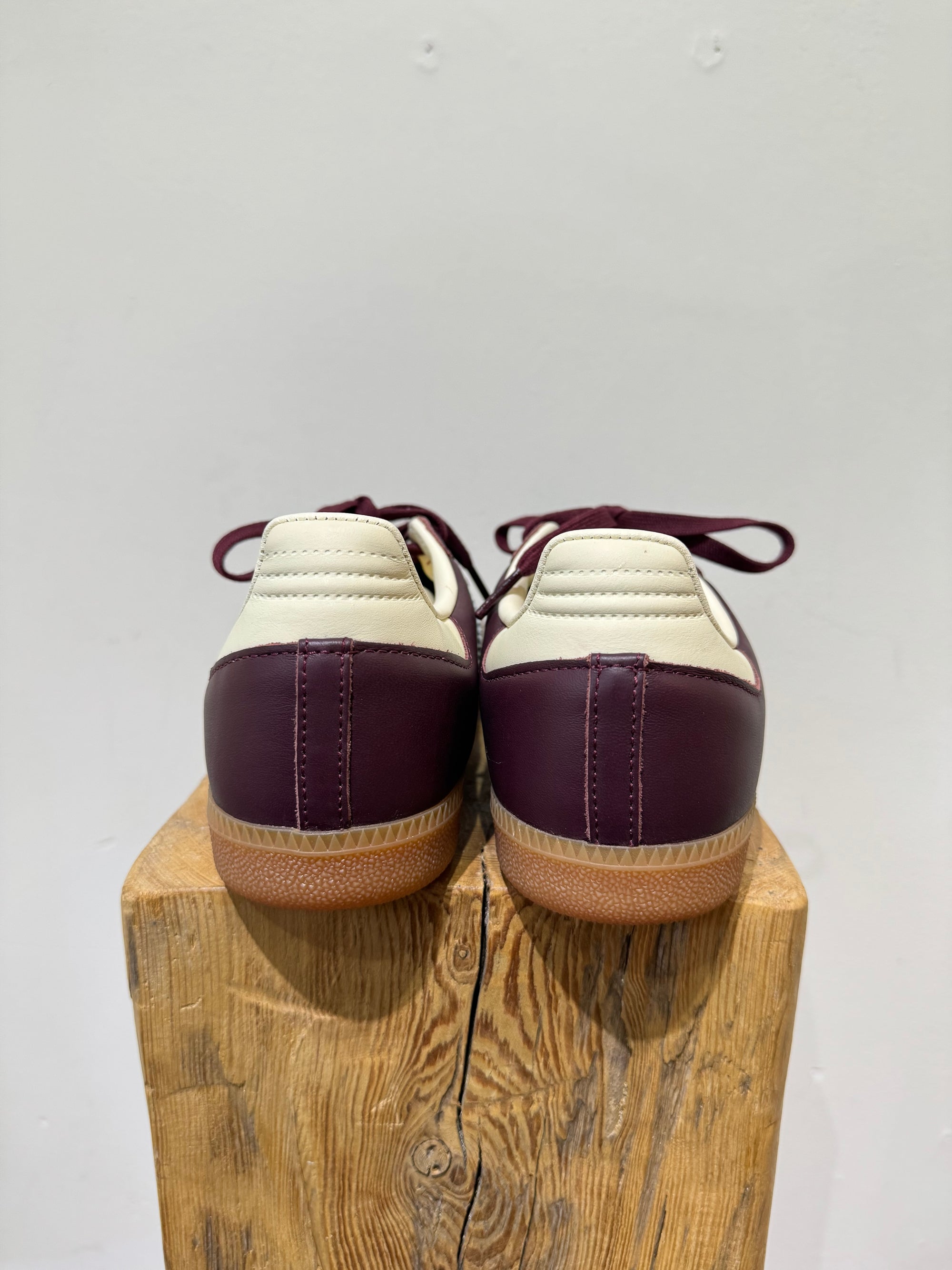 Adidas Burgundy Samba, 8