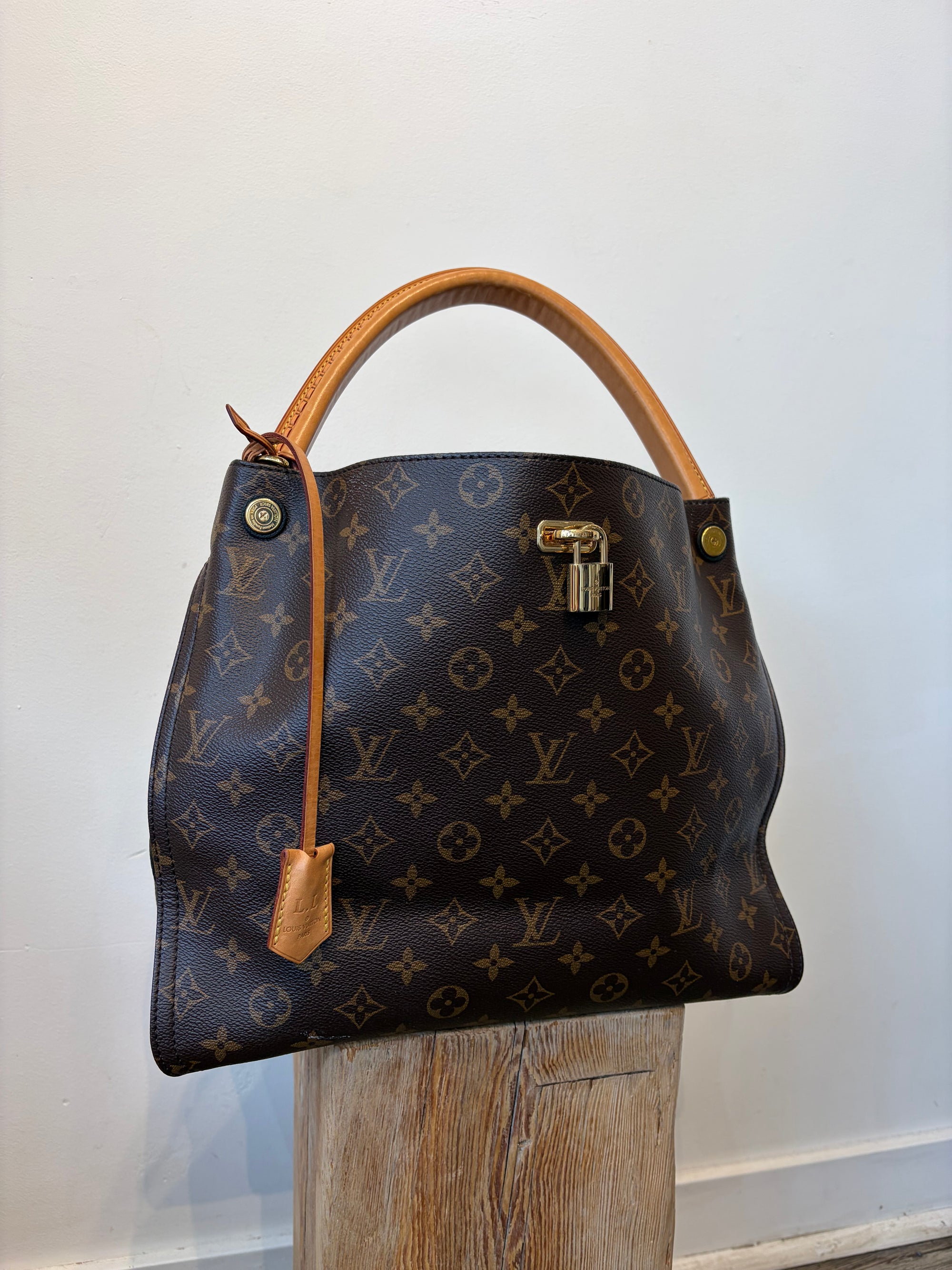 Louis Vuitton Monogram Gaia Handbag, Brown/Black