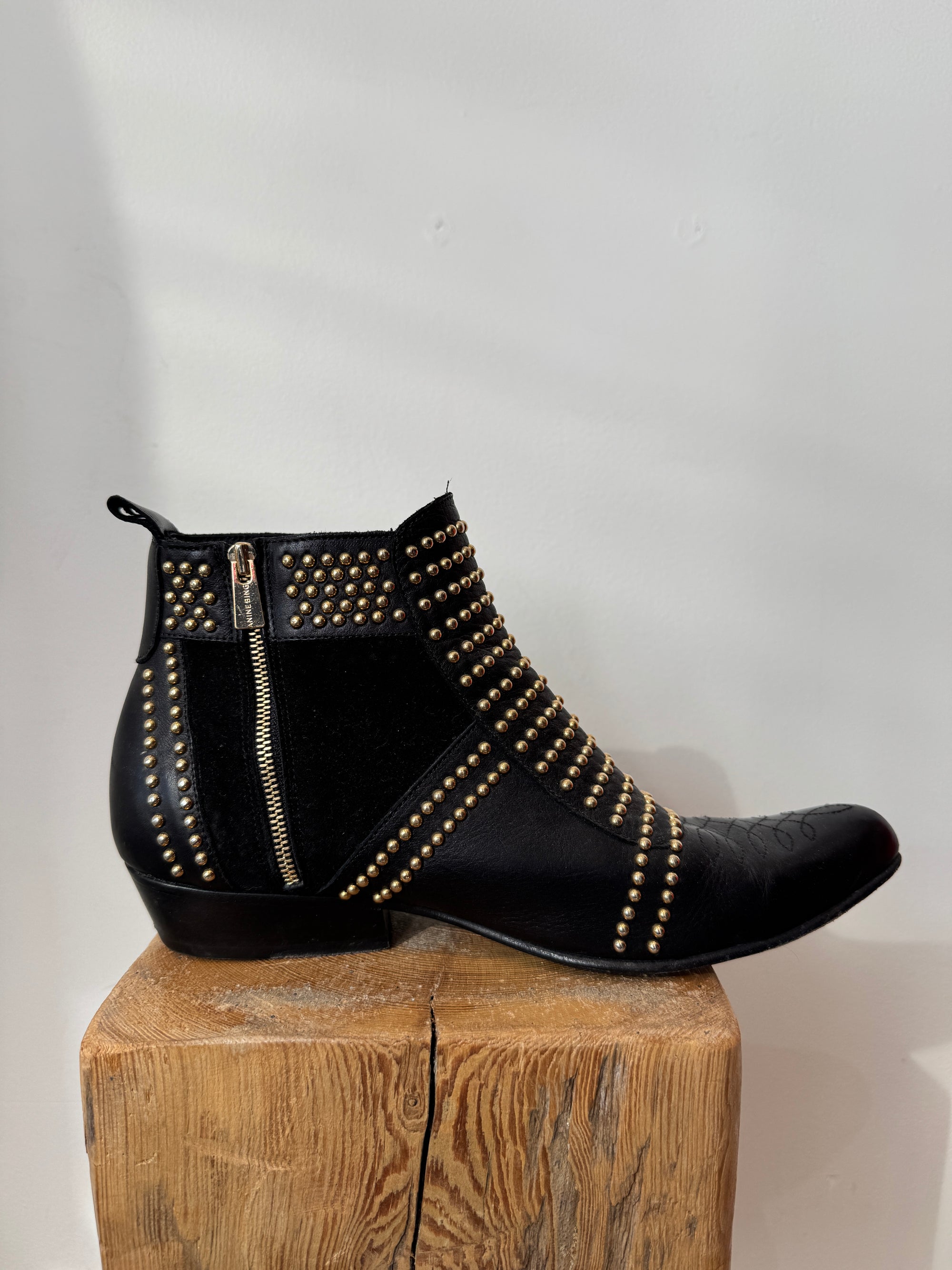 Anine Bing Charlie studded ankle boots, Black, 38