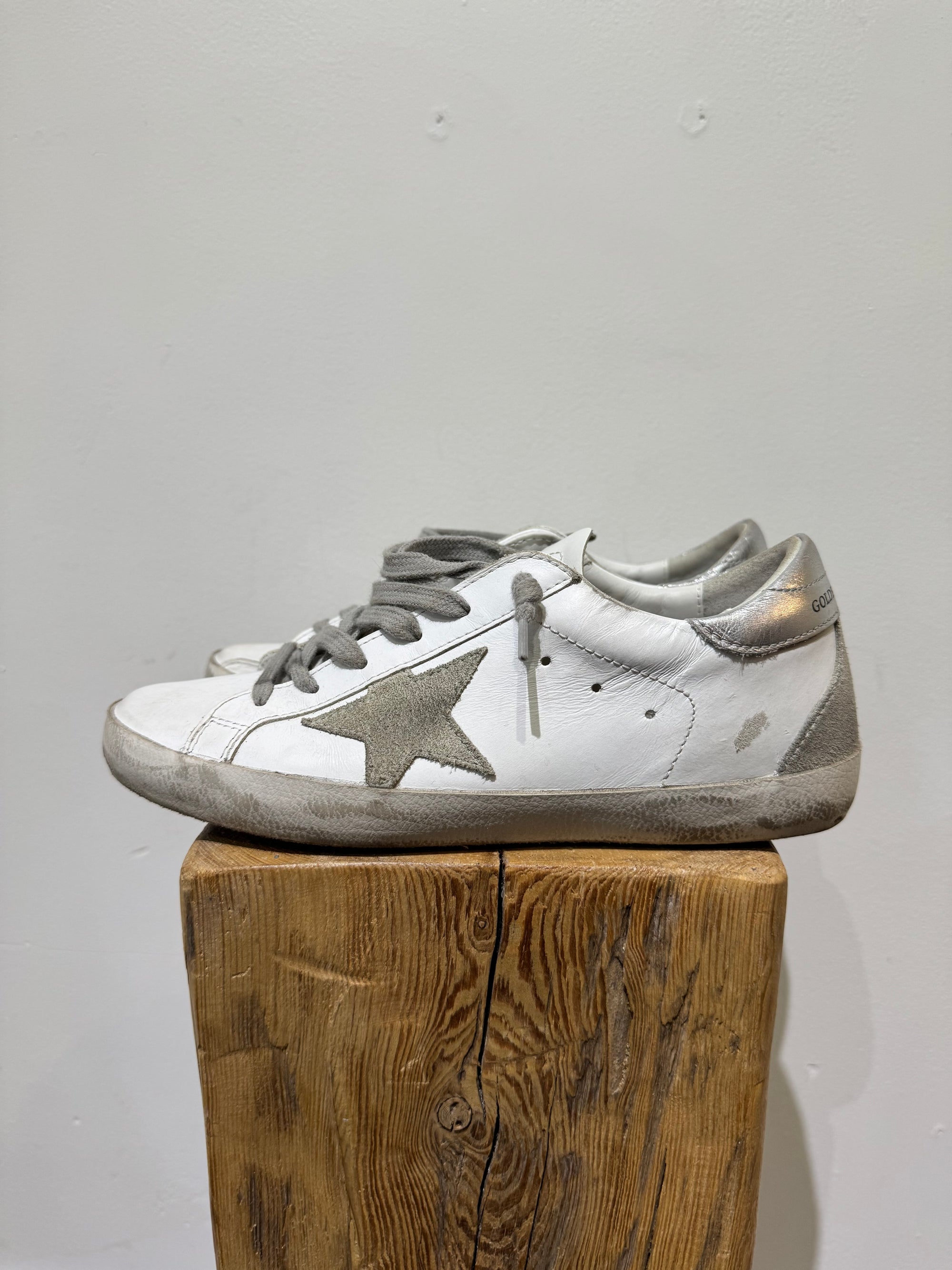 Golden Goose Footwear White , 37