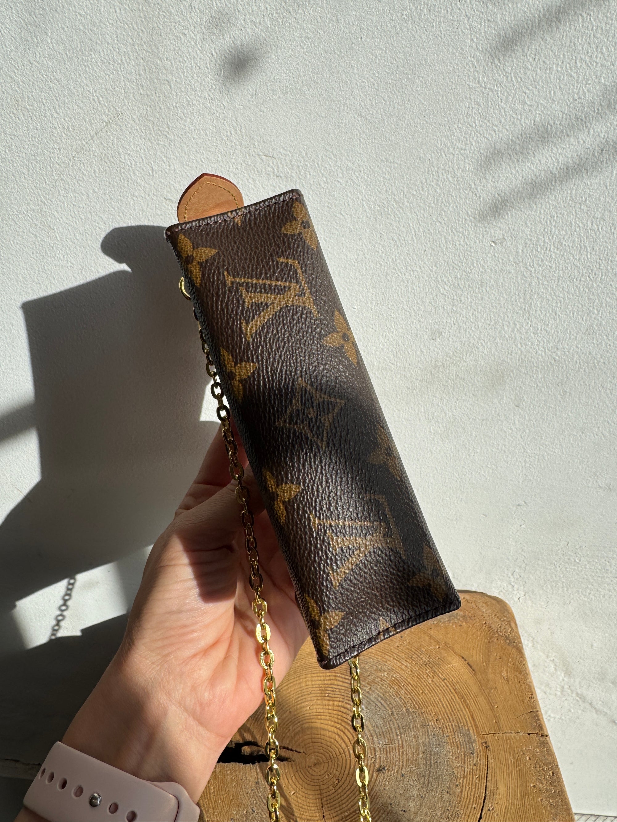 Louis Vuitton Monogram Toiletry 15, Brown