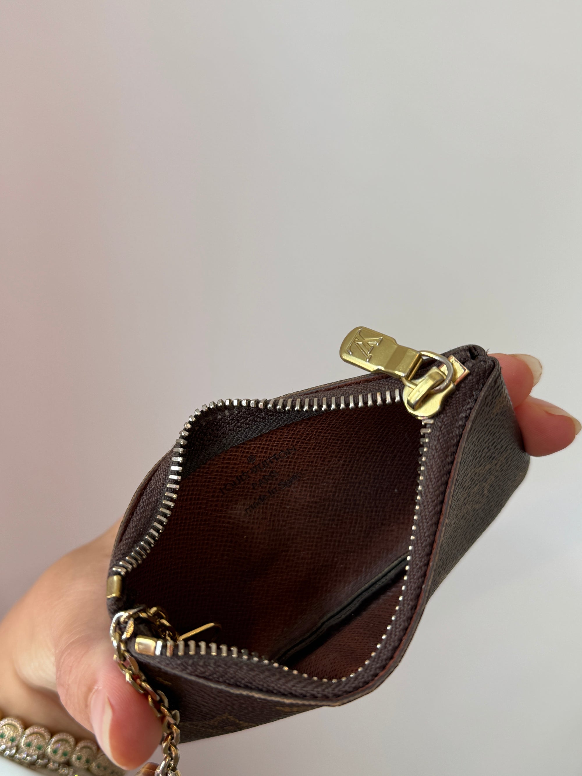 Louis Vuitton Key Pouch Monogram