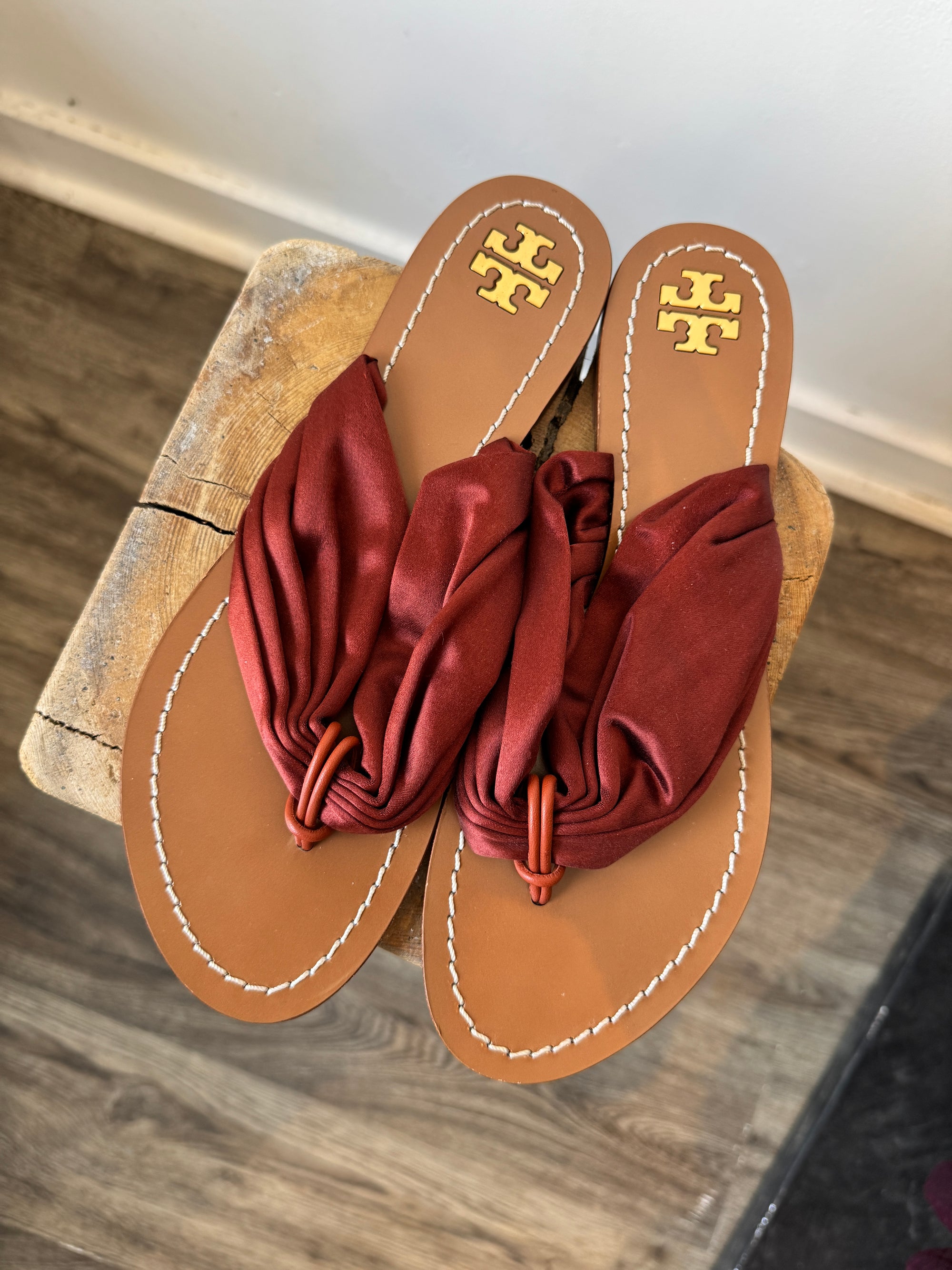 Tory Burch satin thong sandal, Brown/Rust, 8