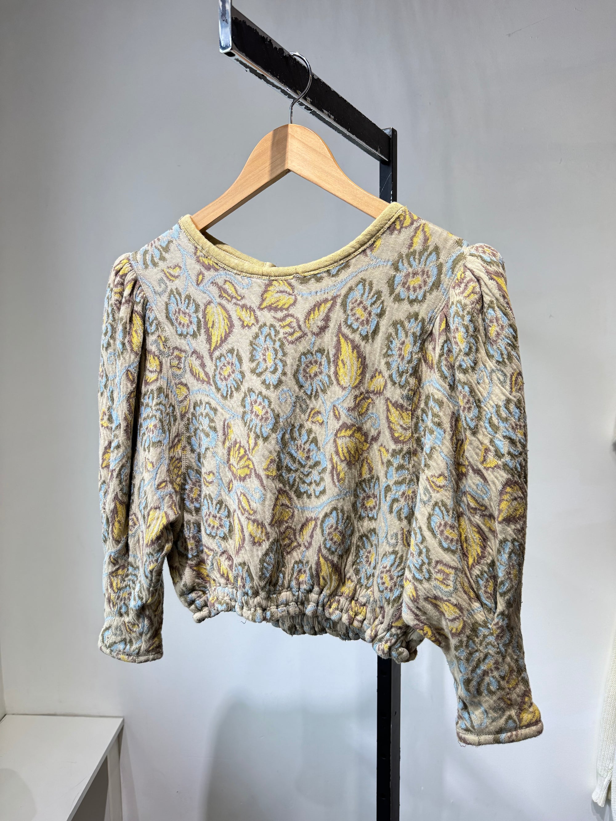 Free People Green Paisley open back sweater, size Small