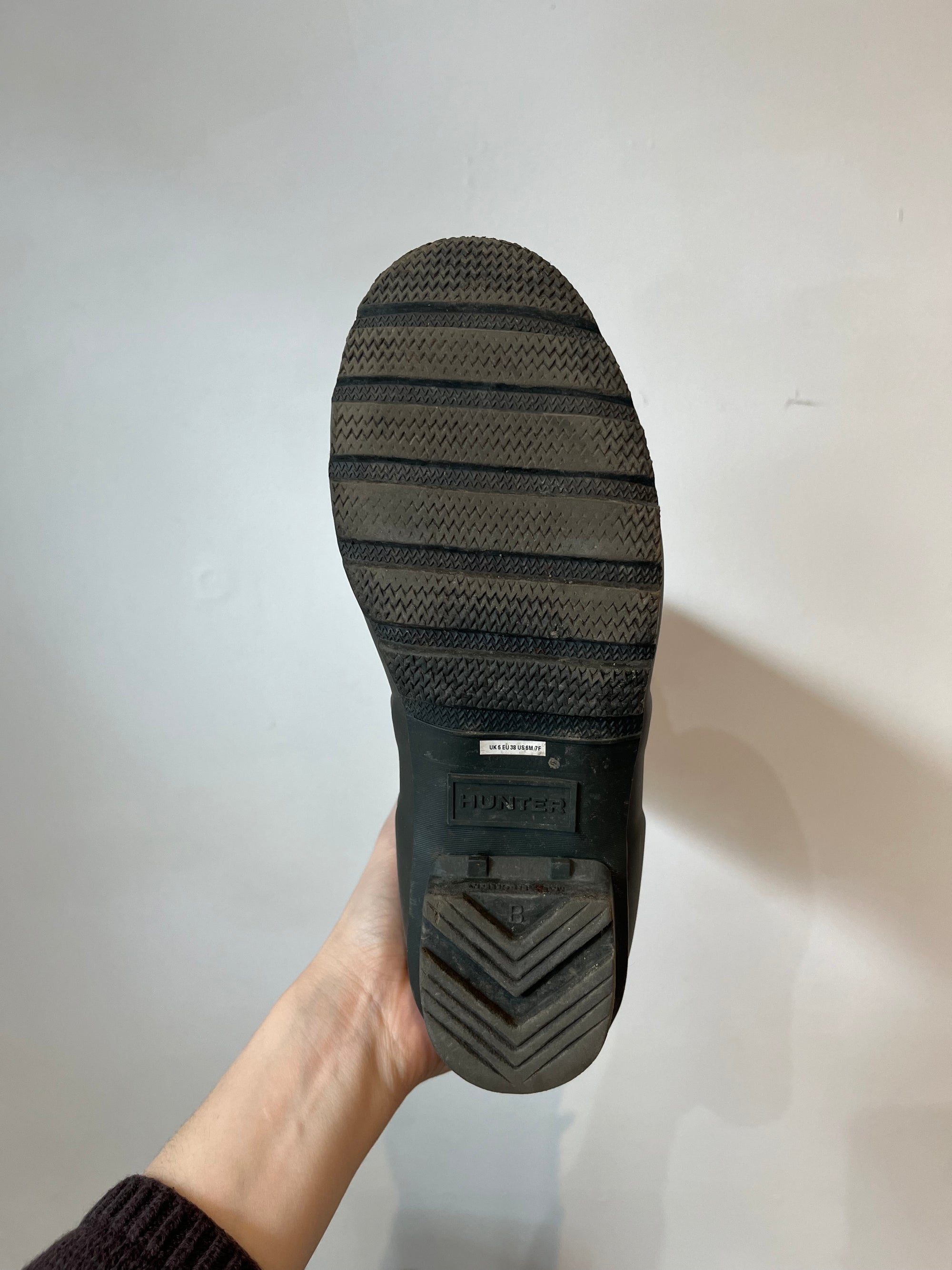 Hunter Matte Tall Rainboots, Dark Green, 7 Women's