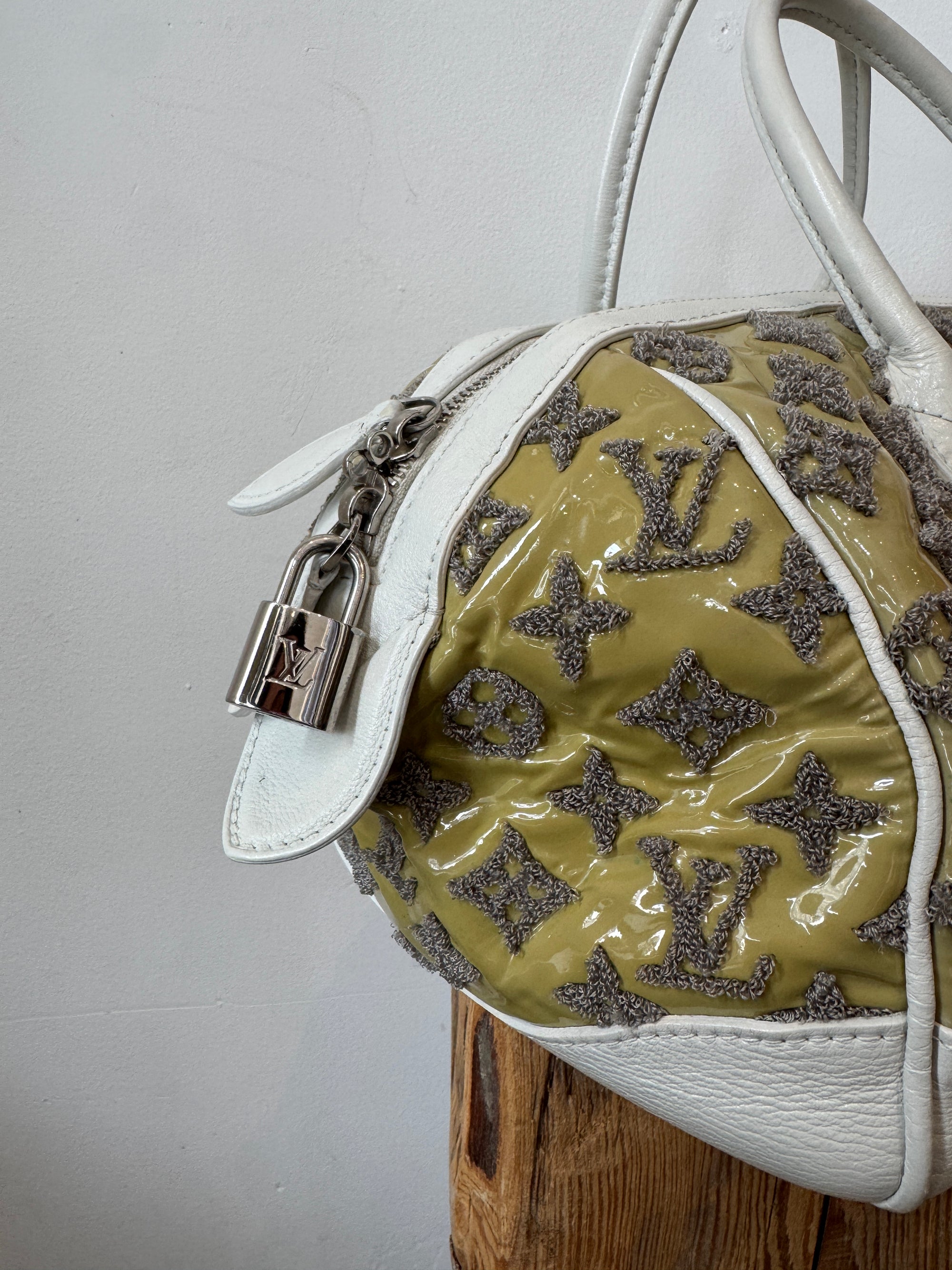Louis Vuitton 2012 Bouclettes Speedy Round White/Grey