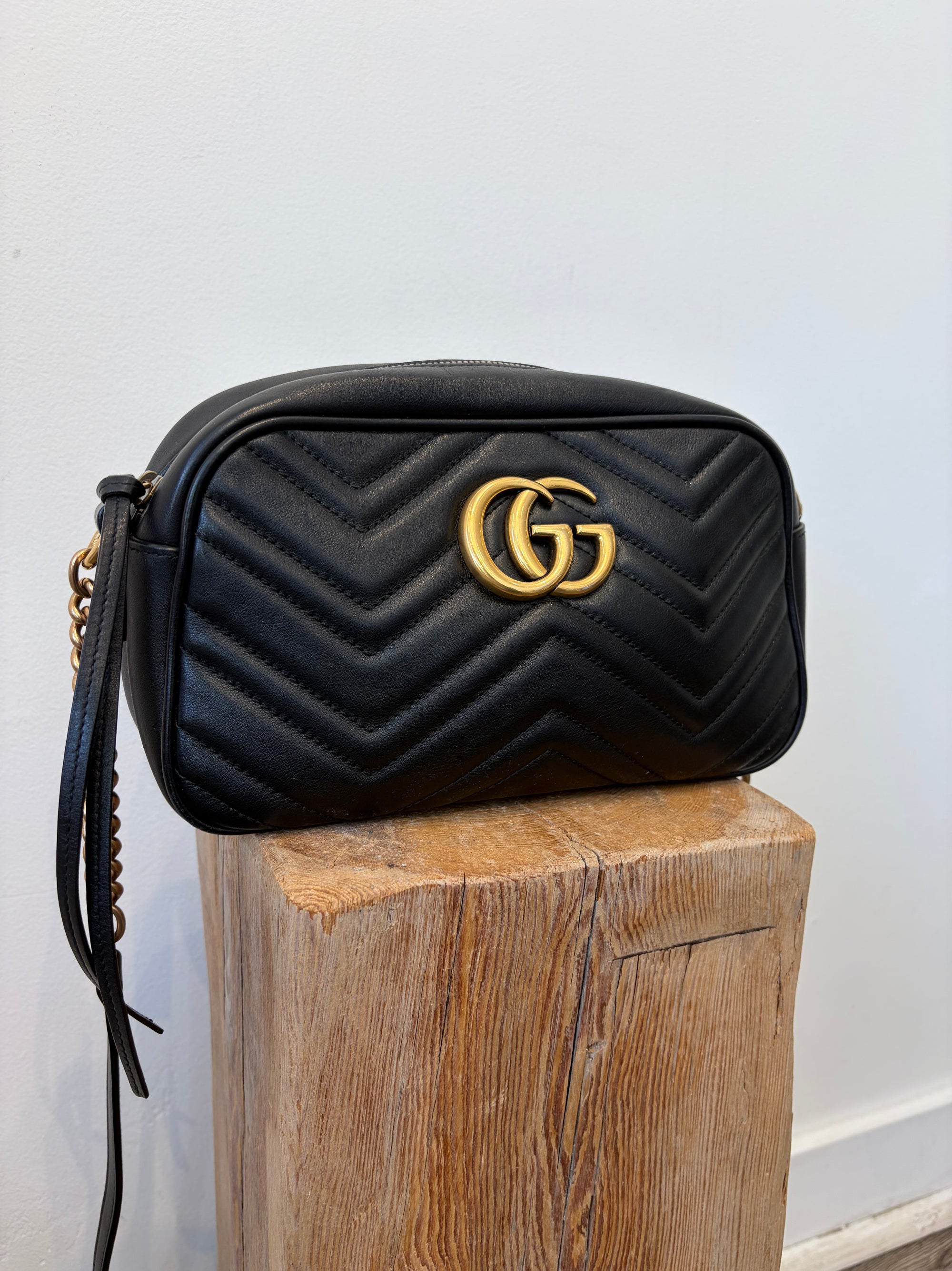 Gucci GG Matelassé Small Camera Bag, Black