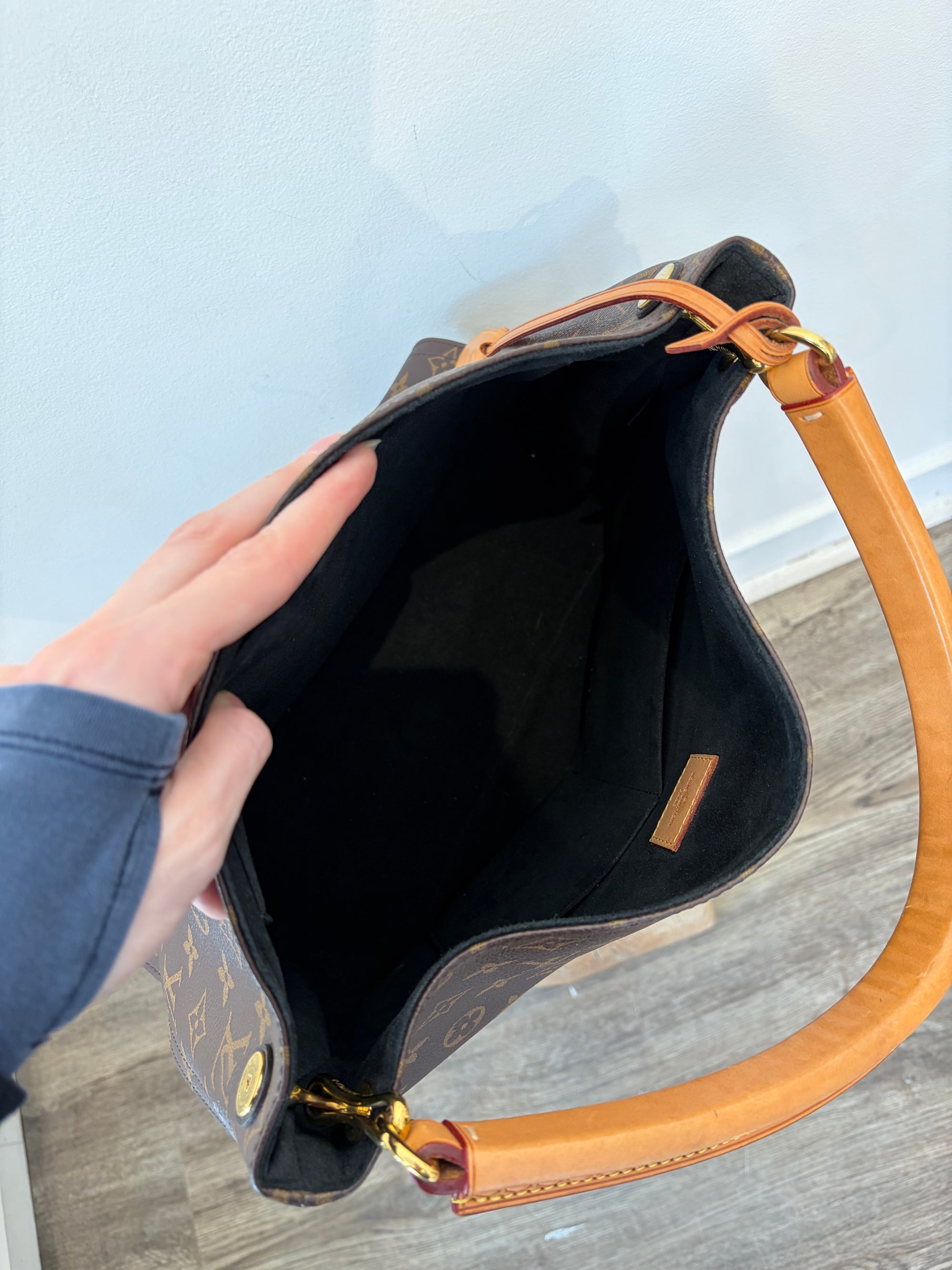 Louis Vuitton Monogram Gaia Handbag, Brown/Black