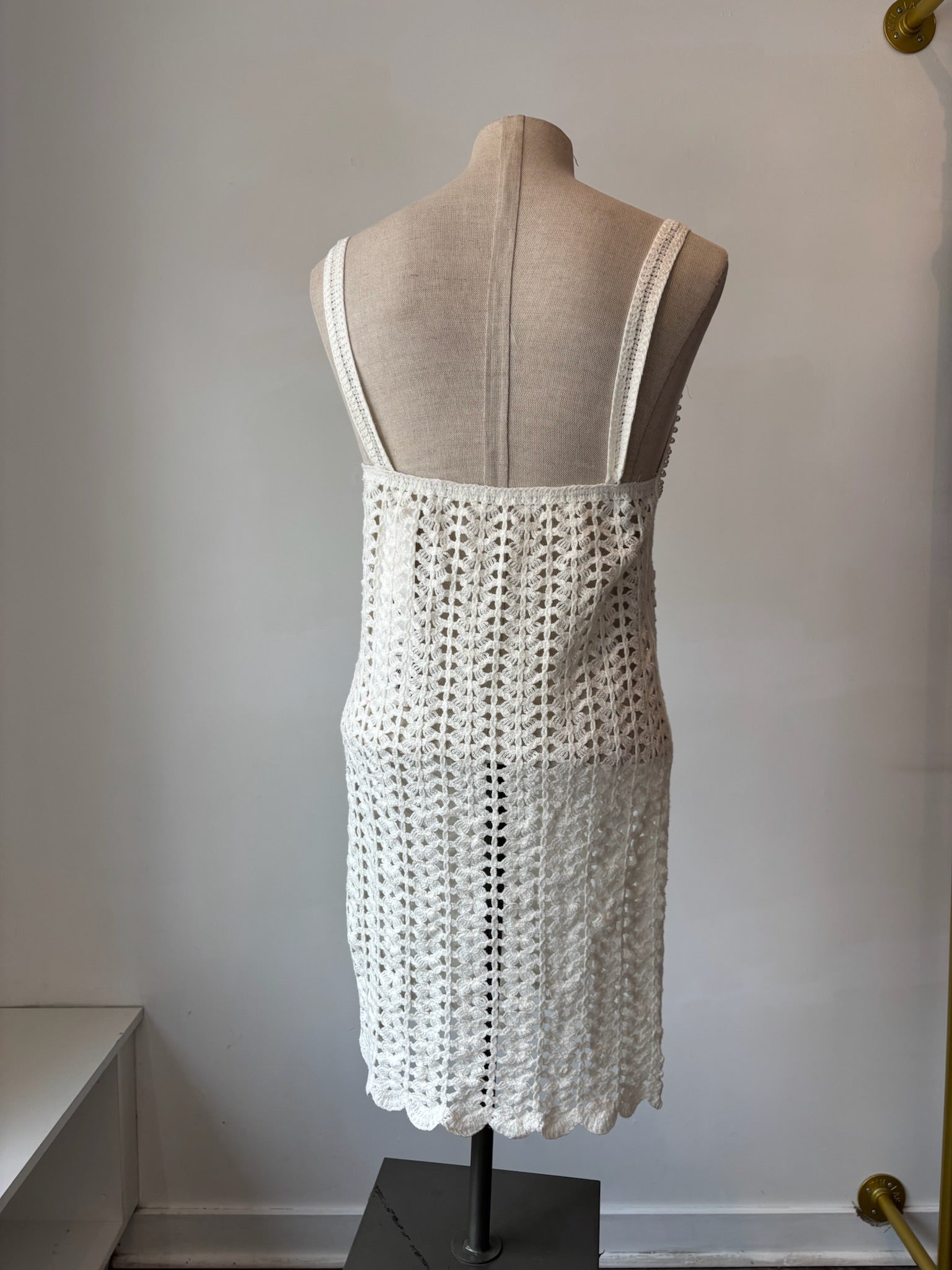 Unmarked white crochet mini dress with pearls detail, size Medium