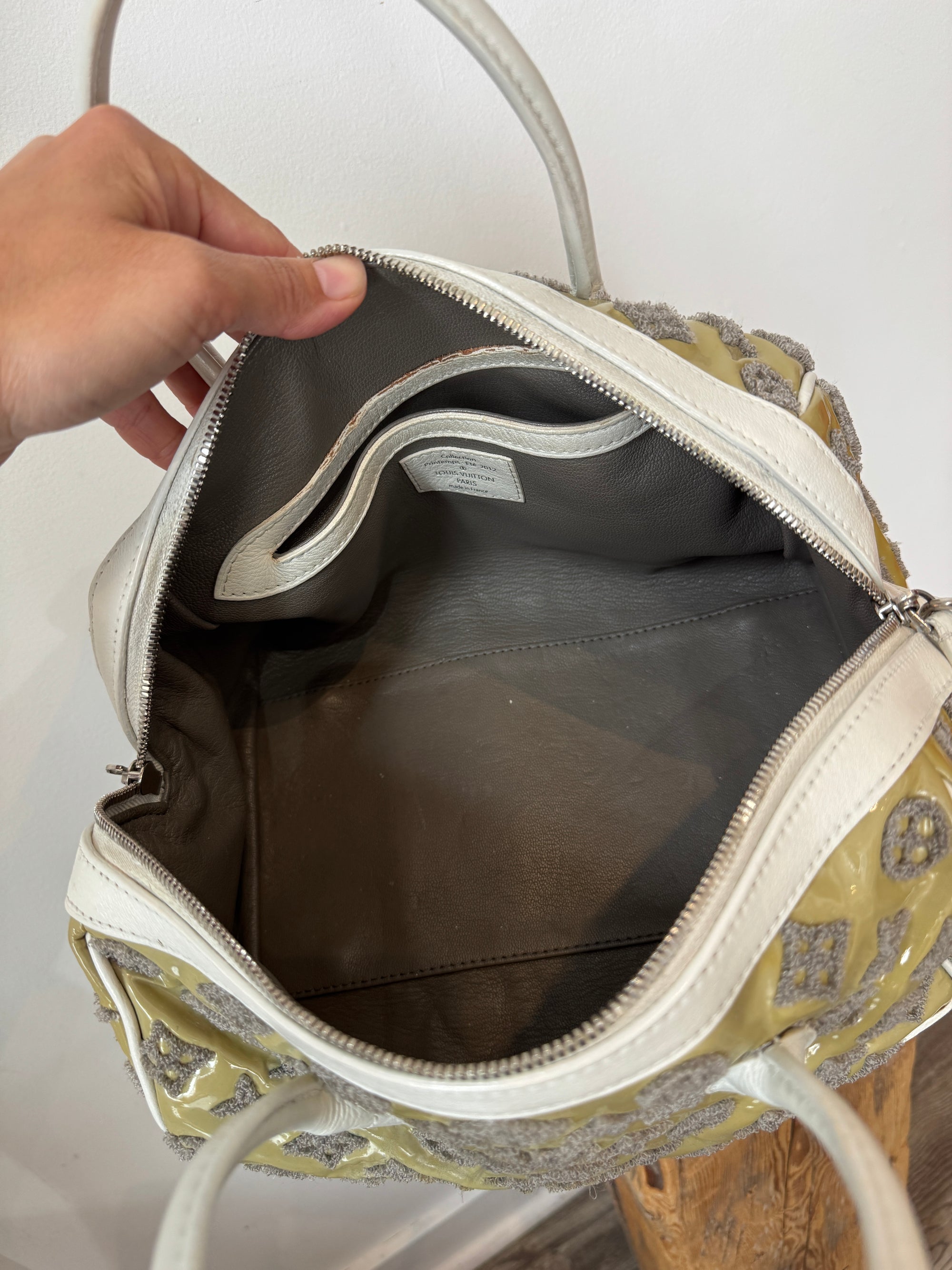 Louis Vuitton 2012 Bouclettes Speedy Round White/Grey