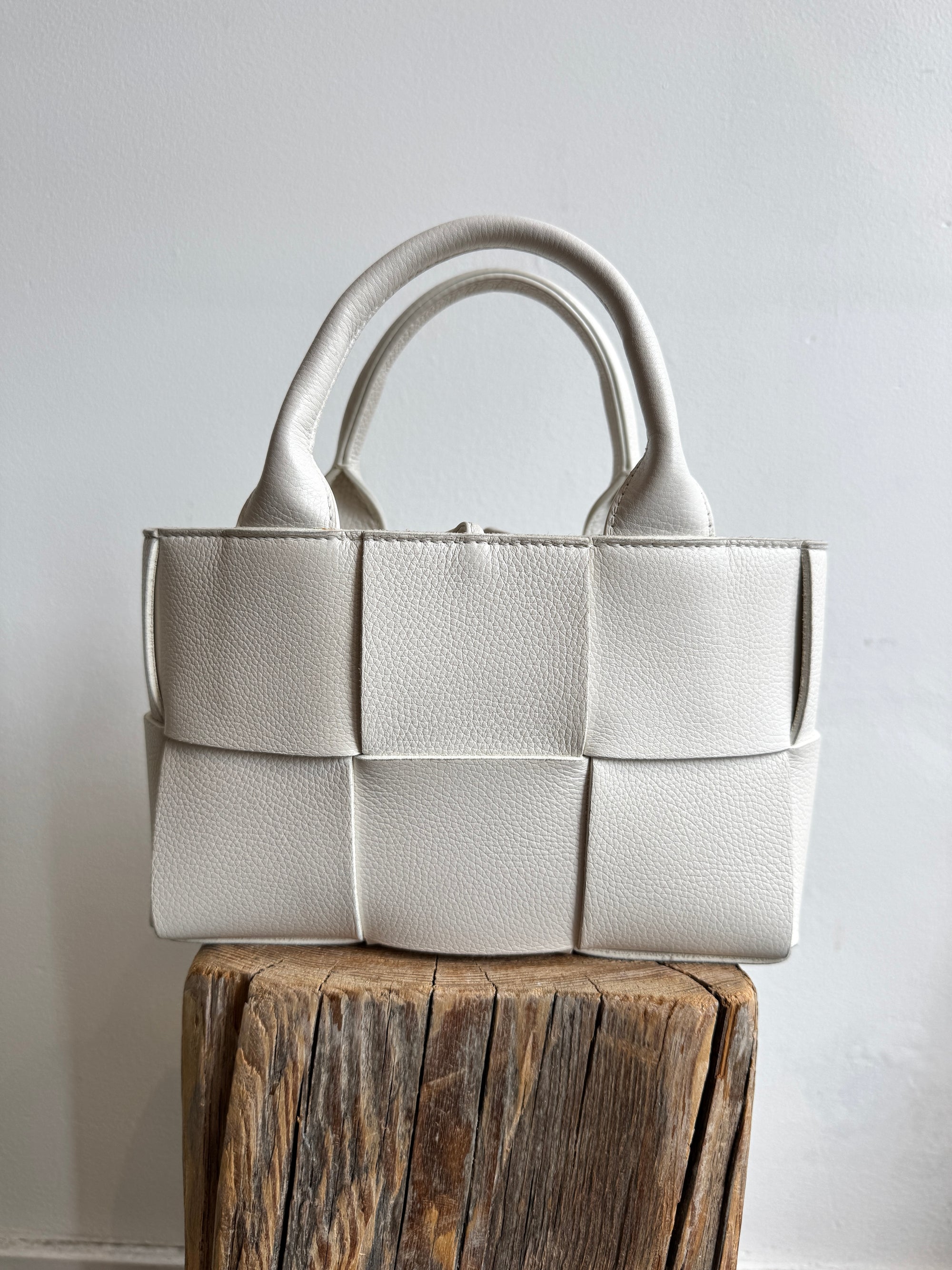 Bottega Veneta Candy Arco Tote, White