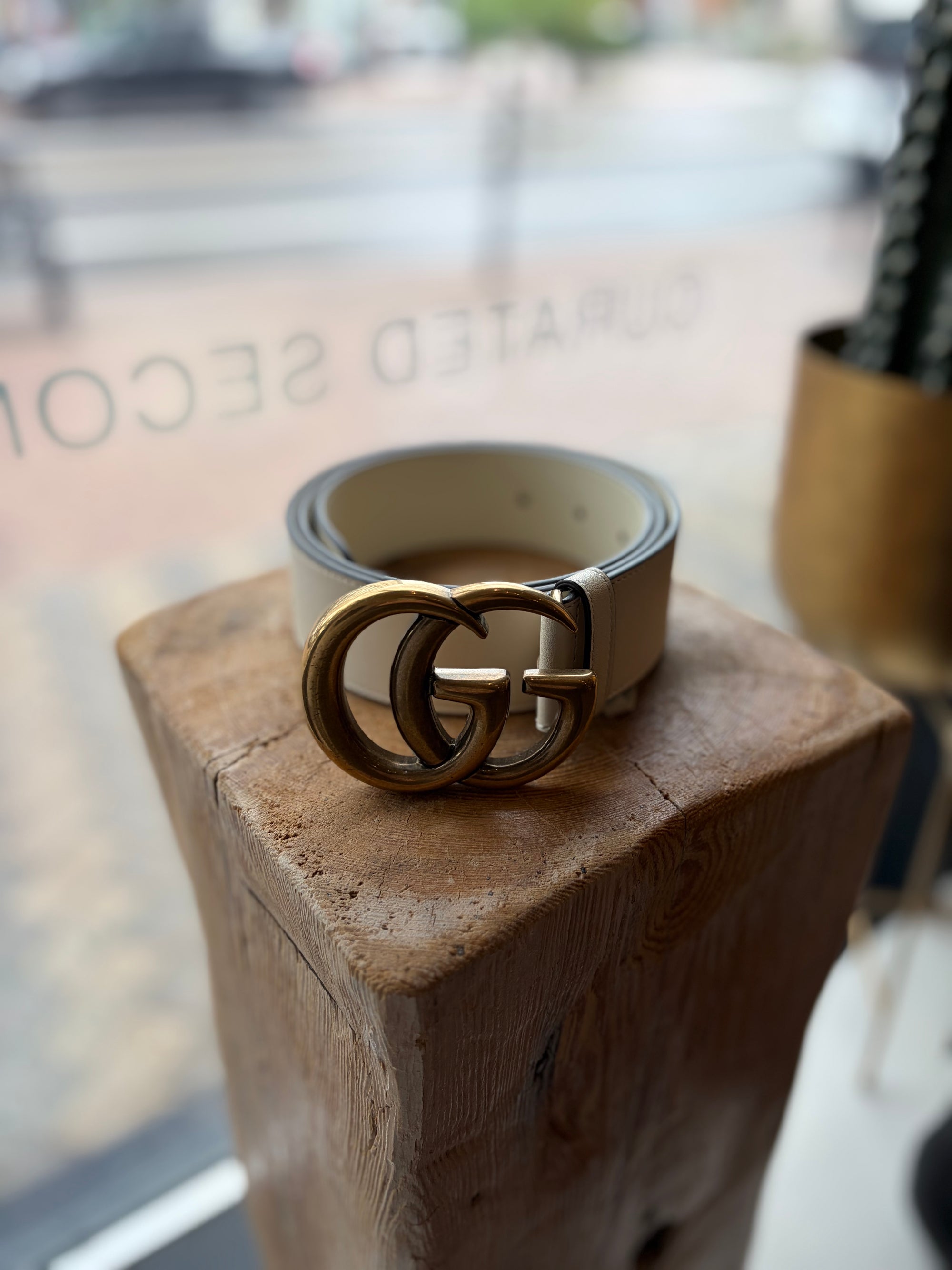 Gucci GG Marmont Wide Leather Belt, Cream/Gold, 90/36