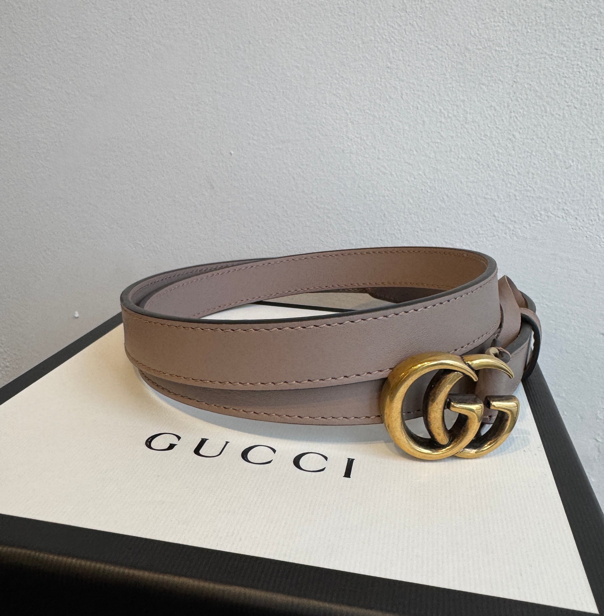 Gucci GG Marmont Thin Belt, Blush/Nude, 100 / 40