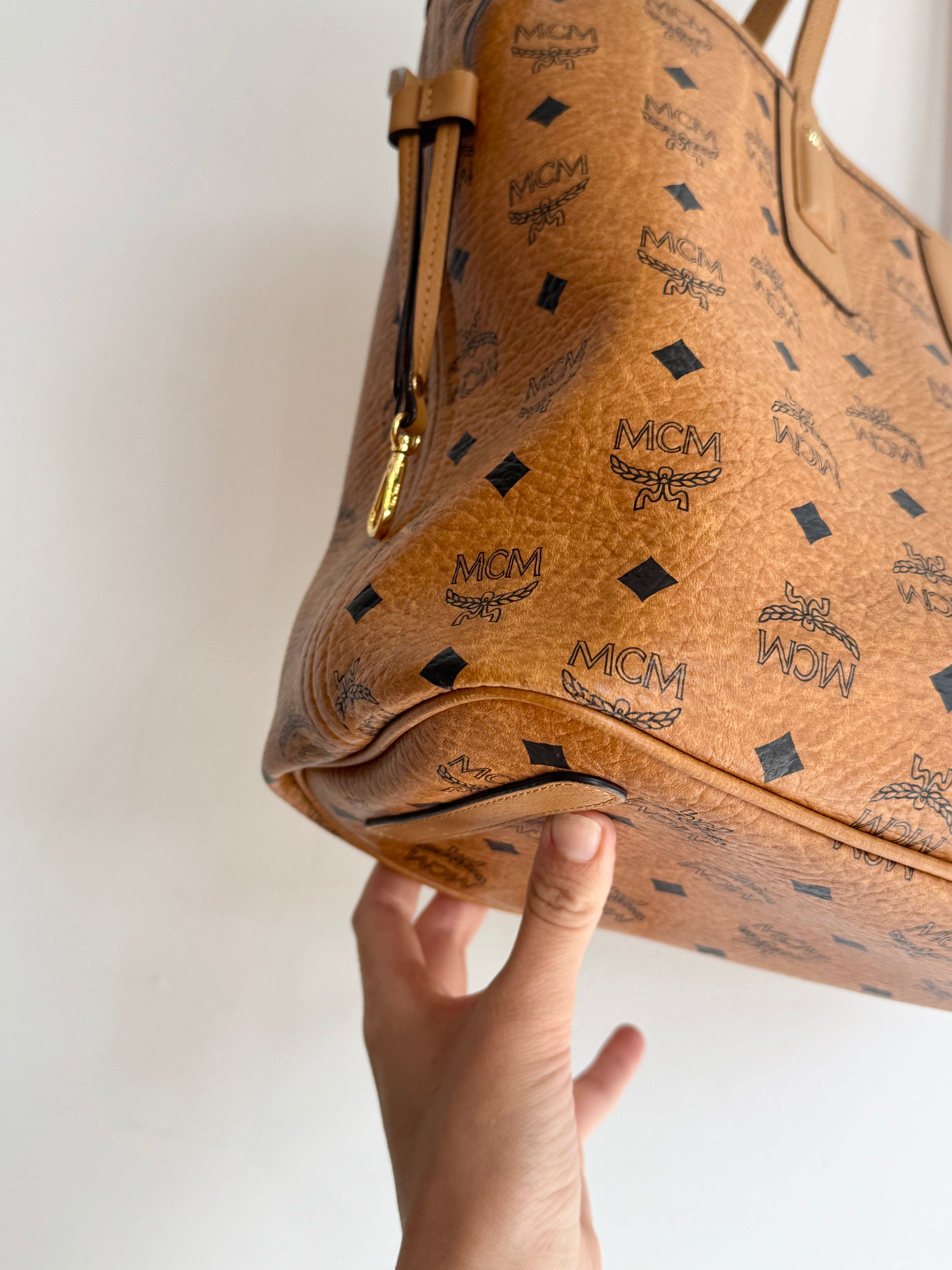 MCM Medium Liz Reversible Shopper Brown