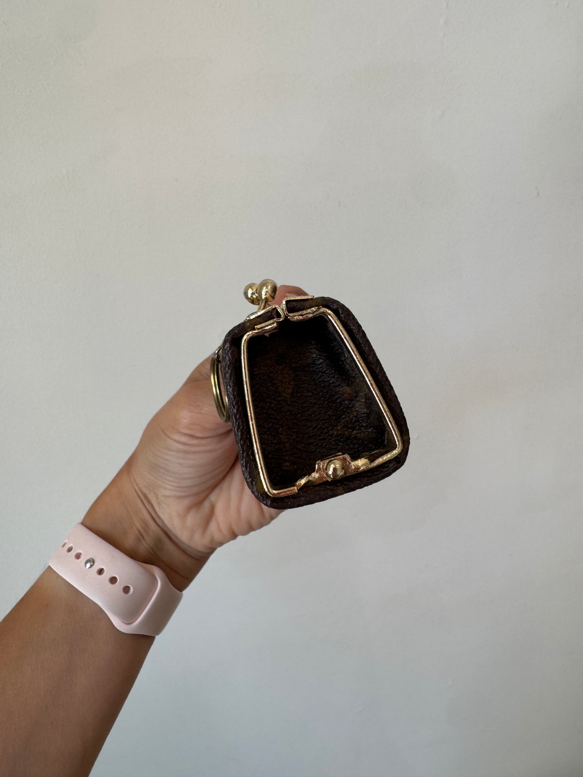 Louis Vuitton Vintage 50s Coin Case