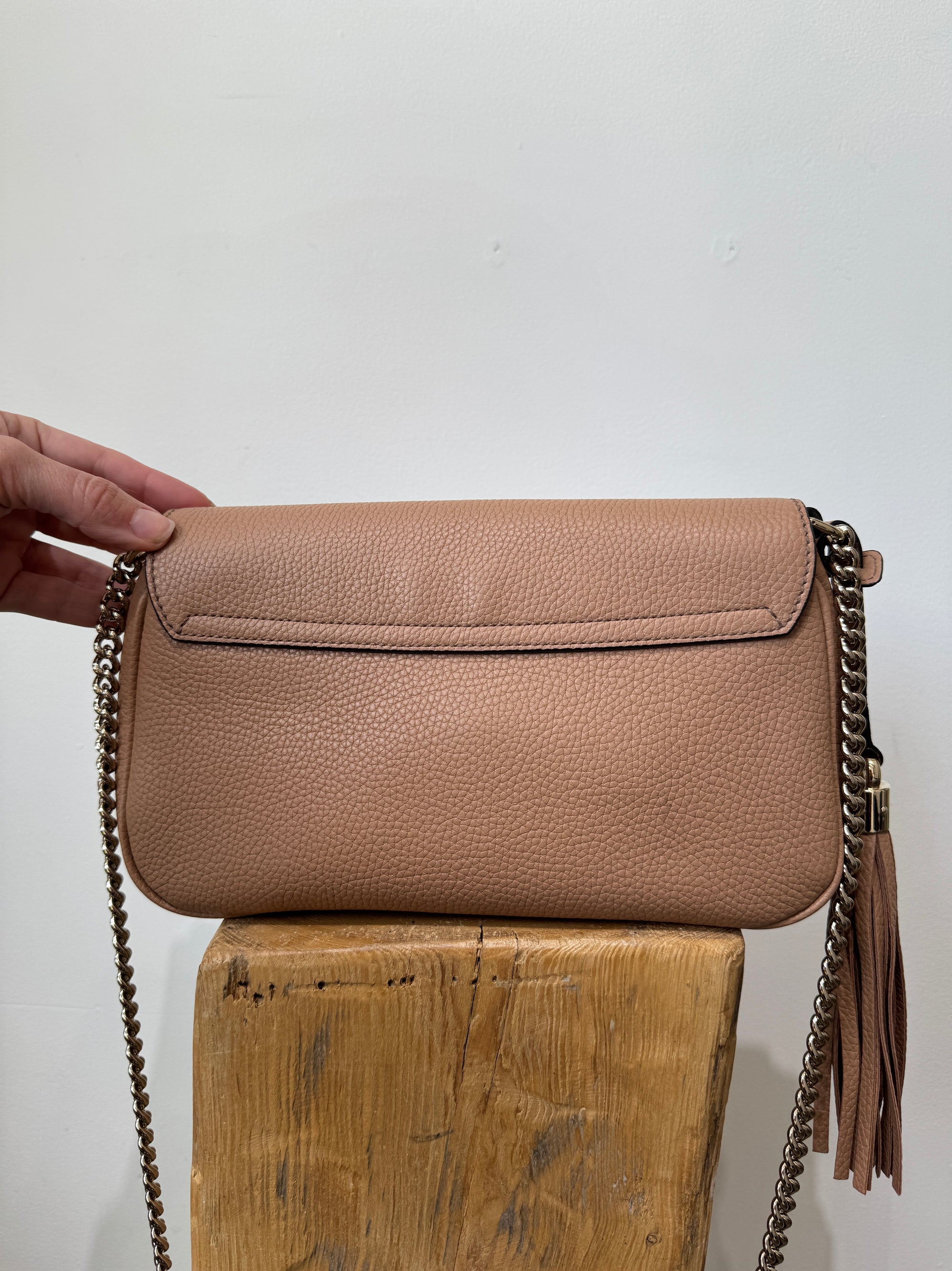 Gucci Soho Crossbody on Chain Beige