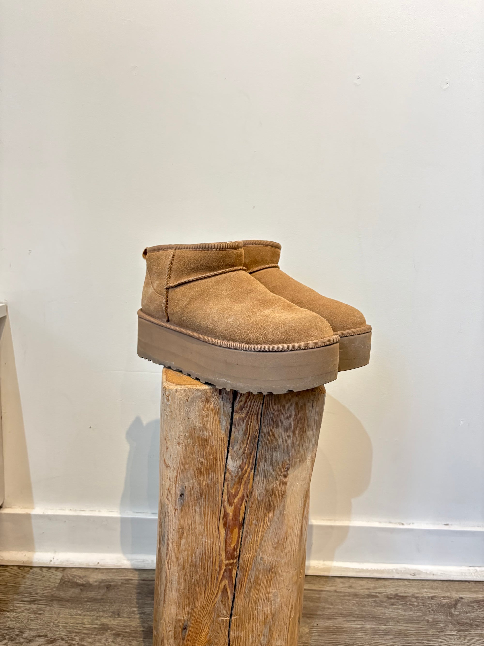 UGG Classic Ultra Mini Platform Boots Brown, 38