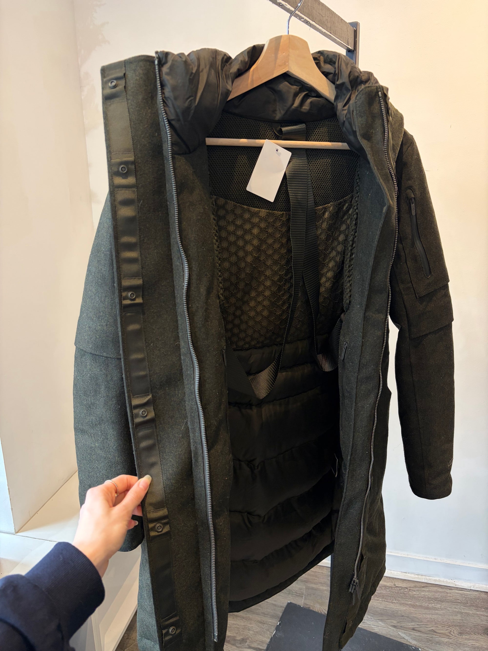 Lululemon Winter Warrior Parka, Dark green, 4