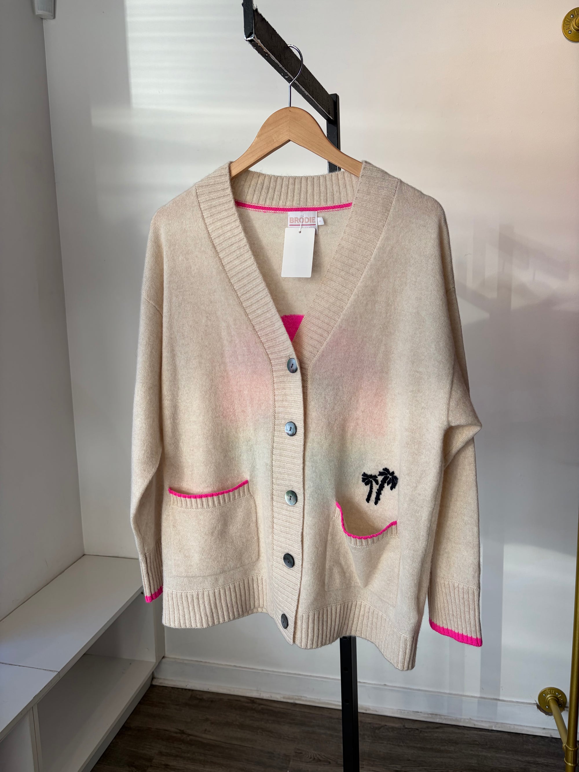 Brodie cashmere, Malibu Sunset Cashmere Cardigan, Cream, Small