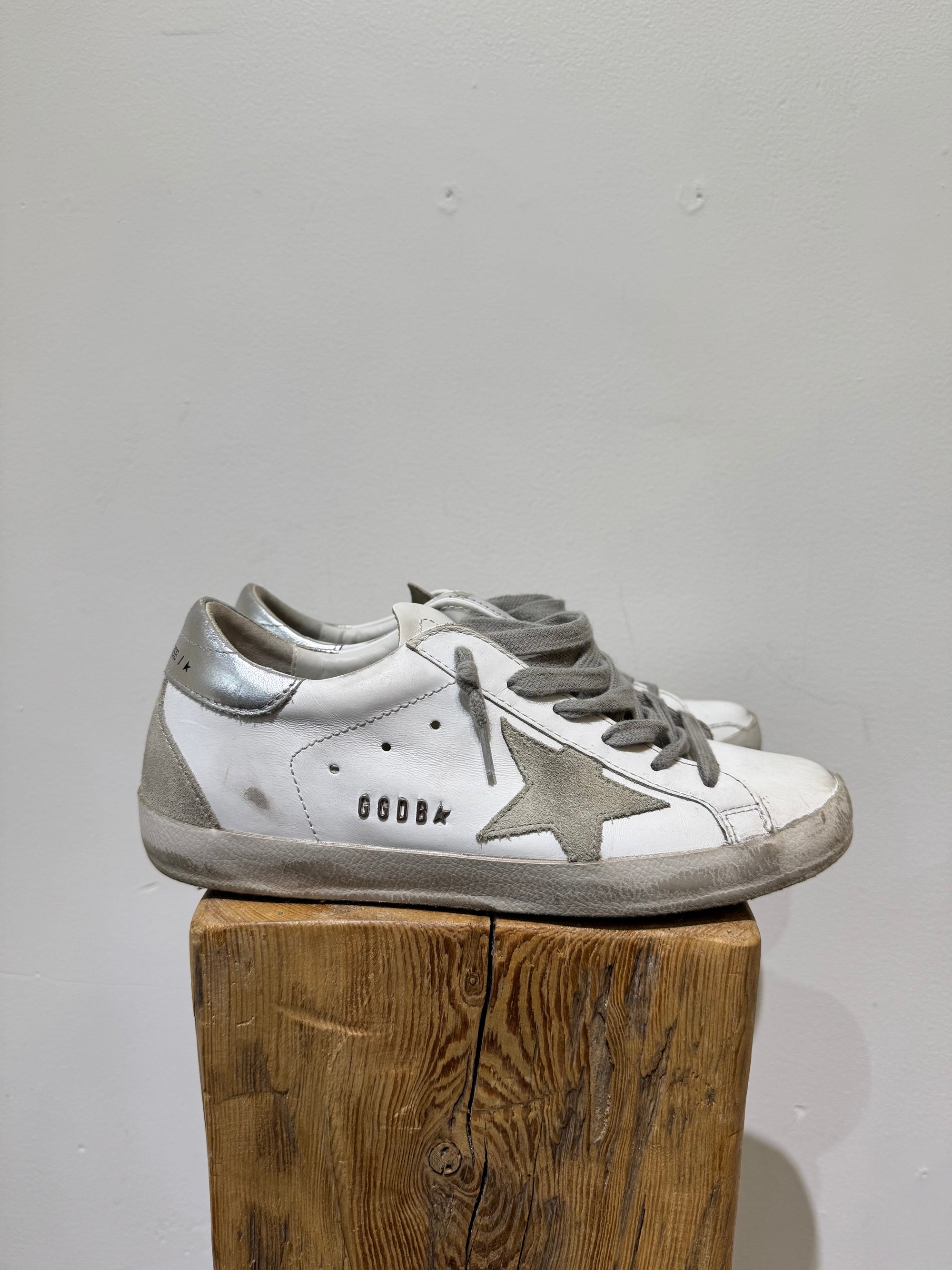 Golden Goose Footwear White , 37