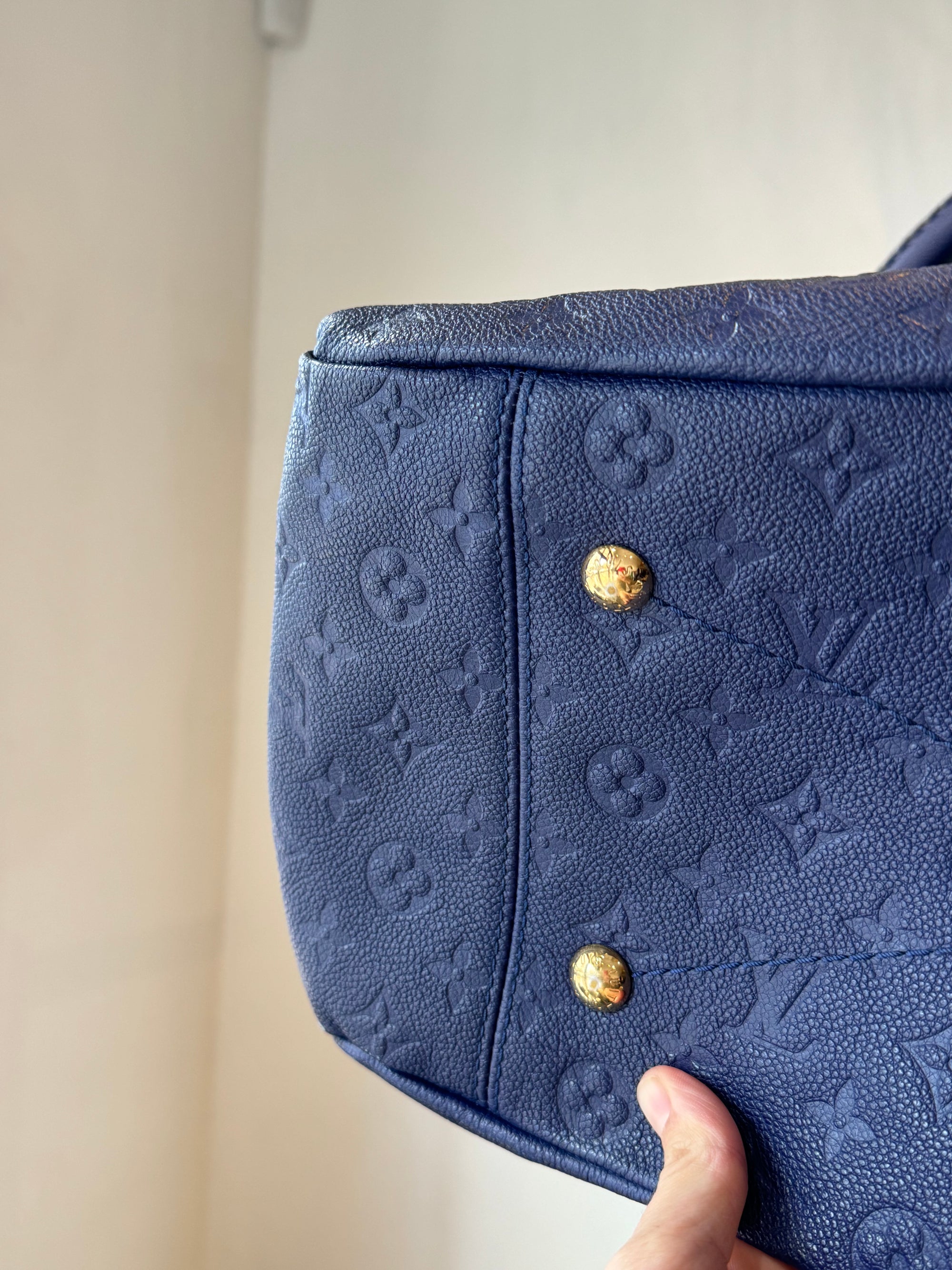 Louis Vuitton Artsy MM, Blue