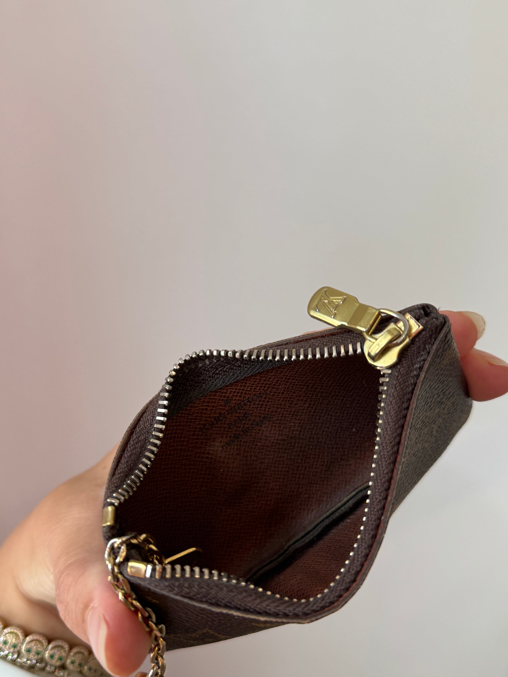 Louis Vuitton Key Pouch Monogram