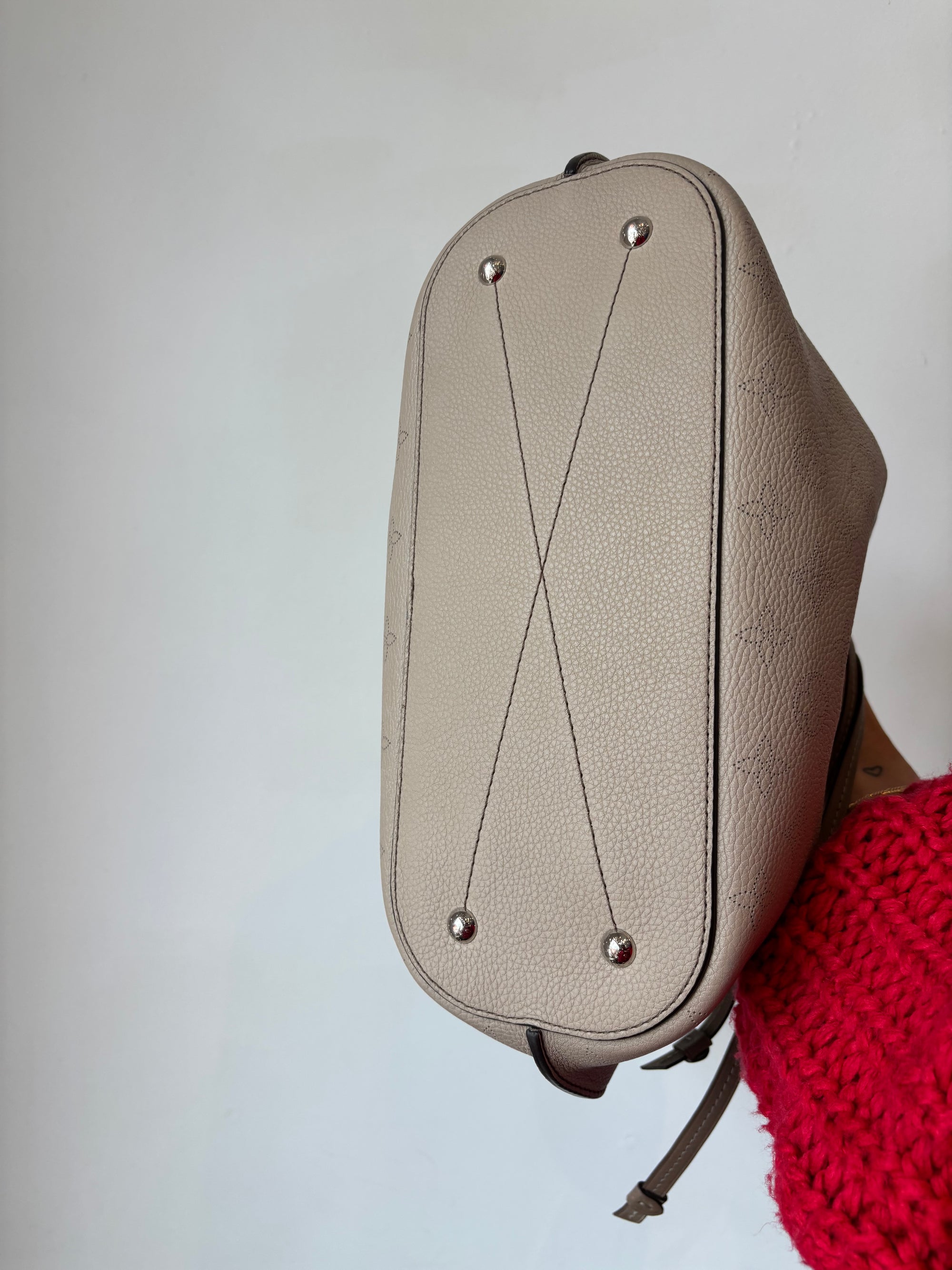 Louis Vuitton Monogram Girolata Mahina Galet Shoulder Bag