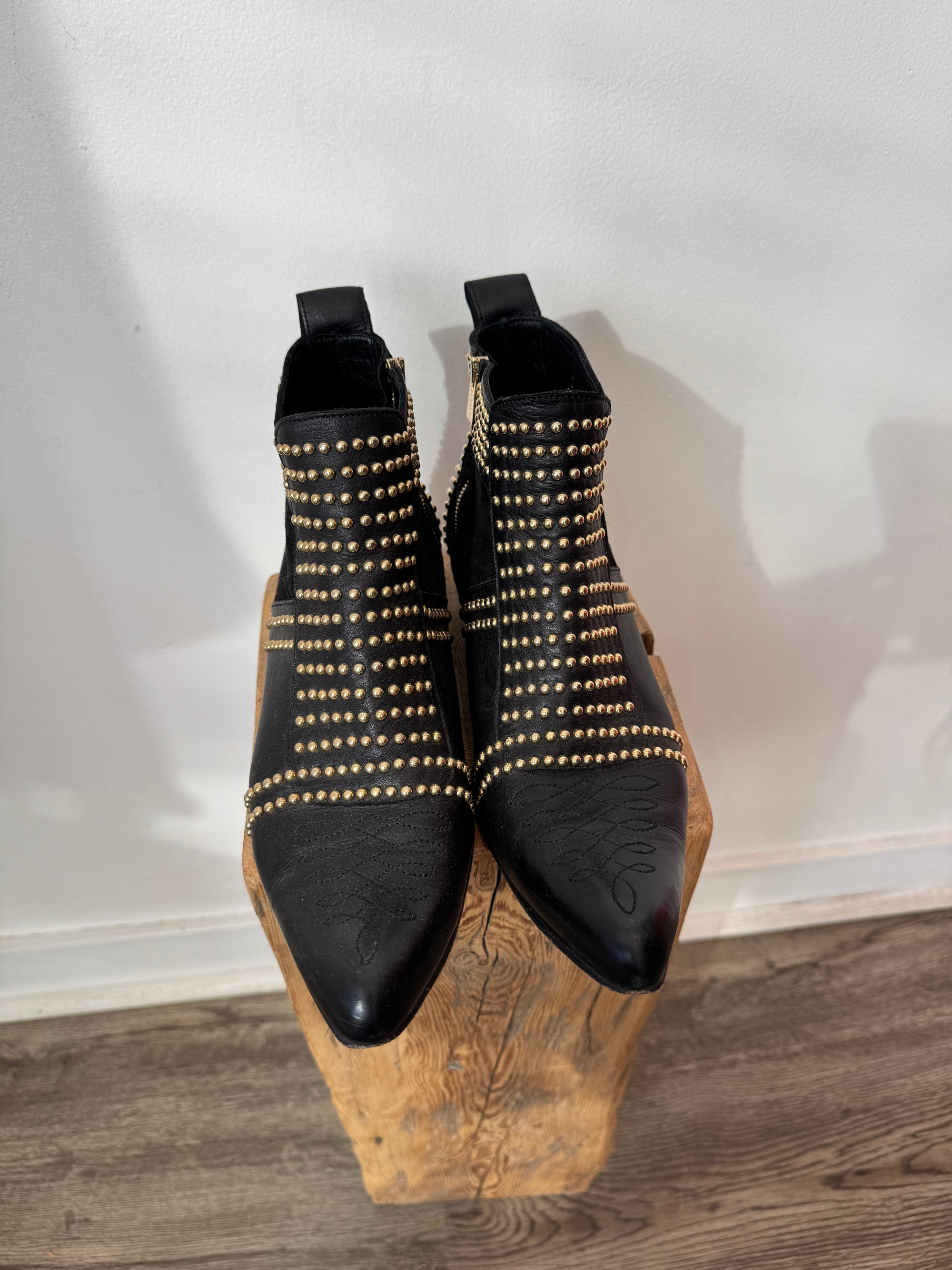 Anine Bing Charlie studded ankle boots, Black, 38