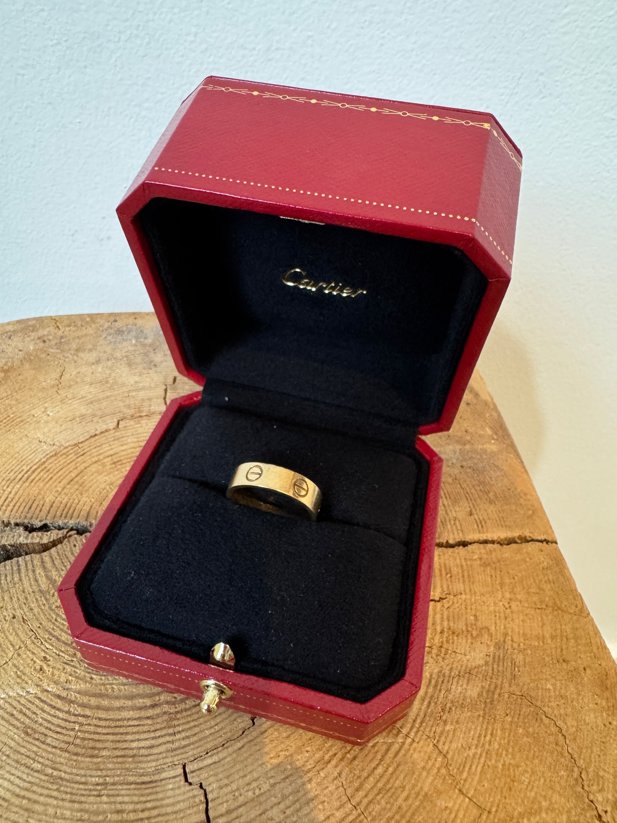 Cartier Love Ring Classic, Gold, 56mm