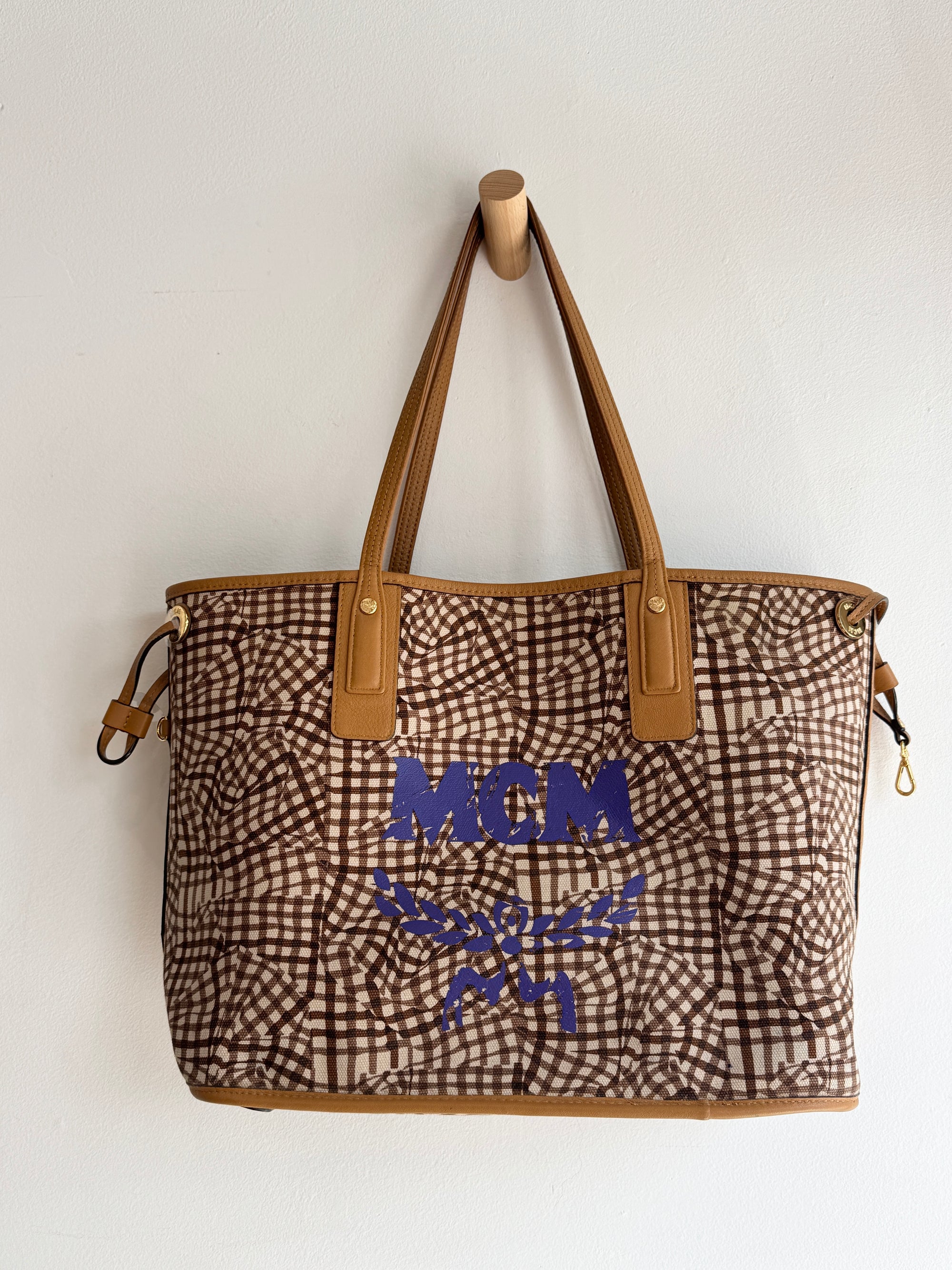 MCM Medium Liz Reversible Shopper Brown