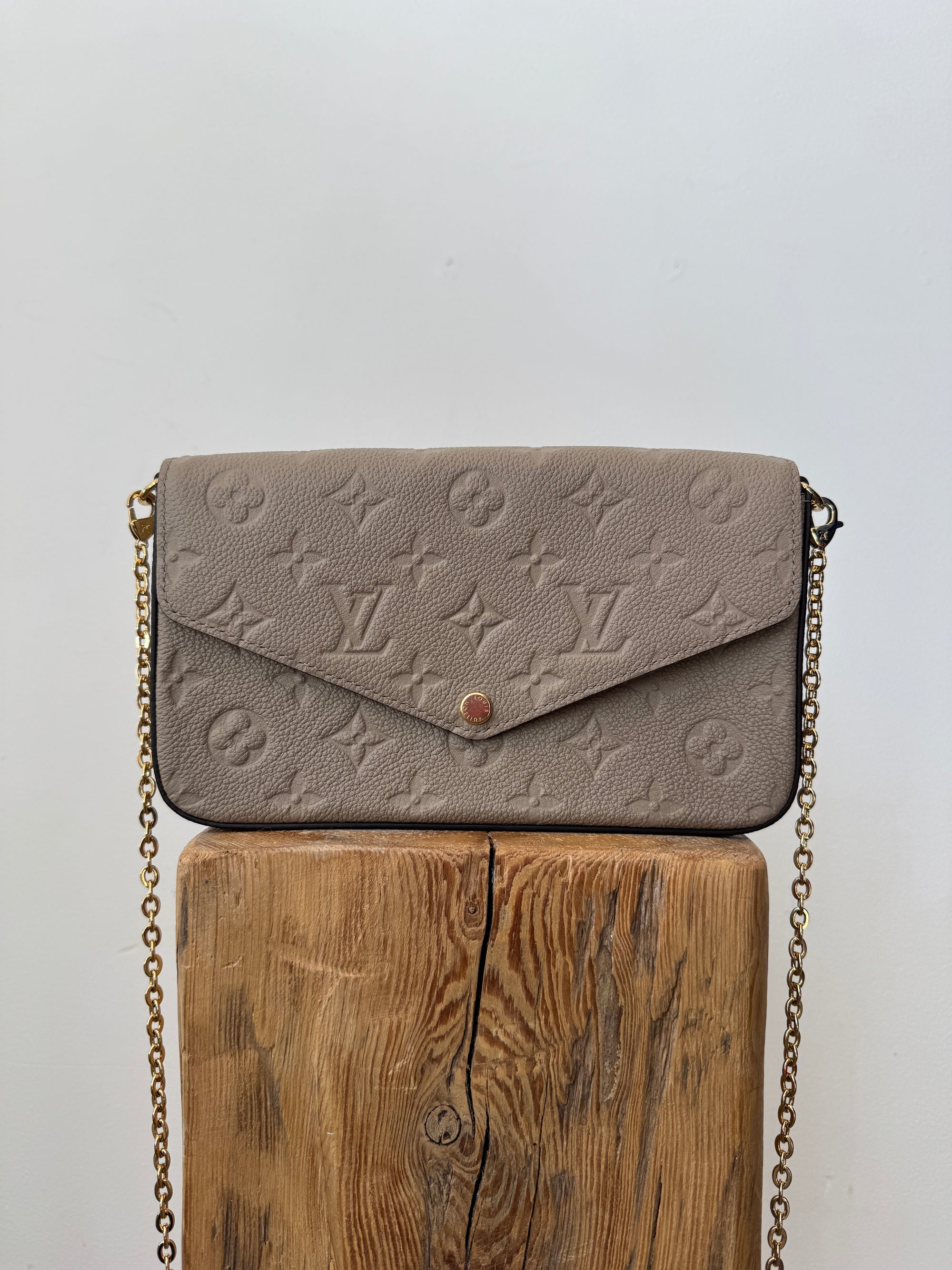 Louis Vuitton Pochette Félicie, Turtledove