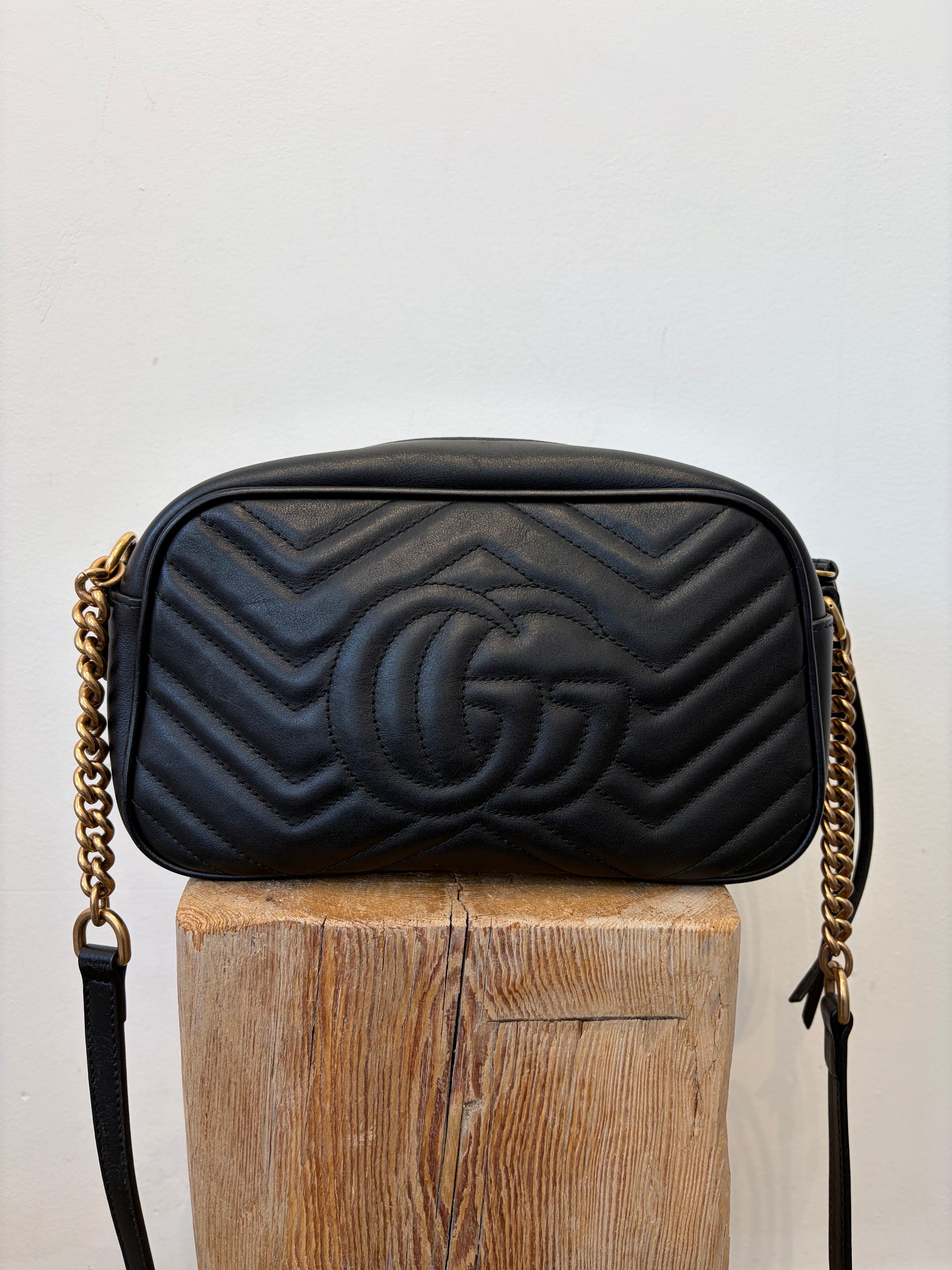 Gucci GG Matelassé Small Camera Bag, Black