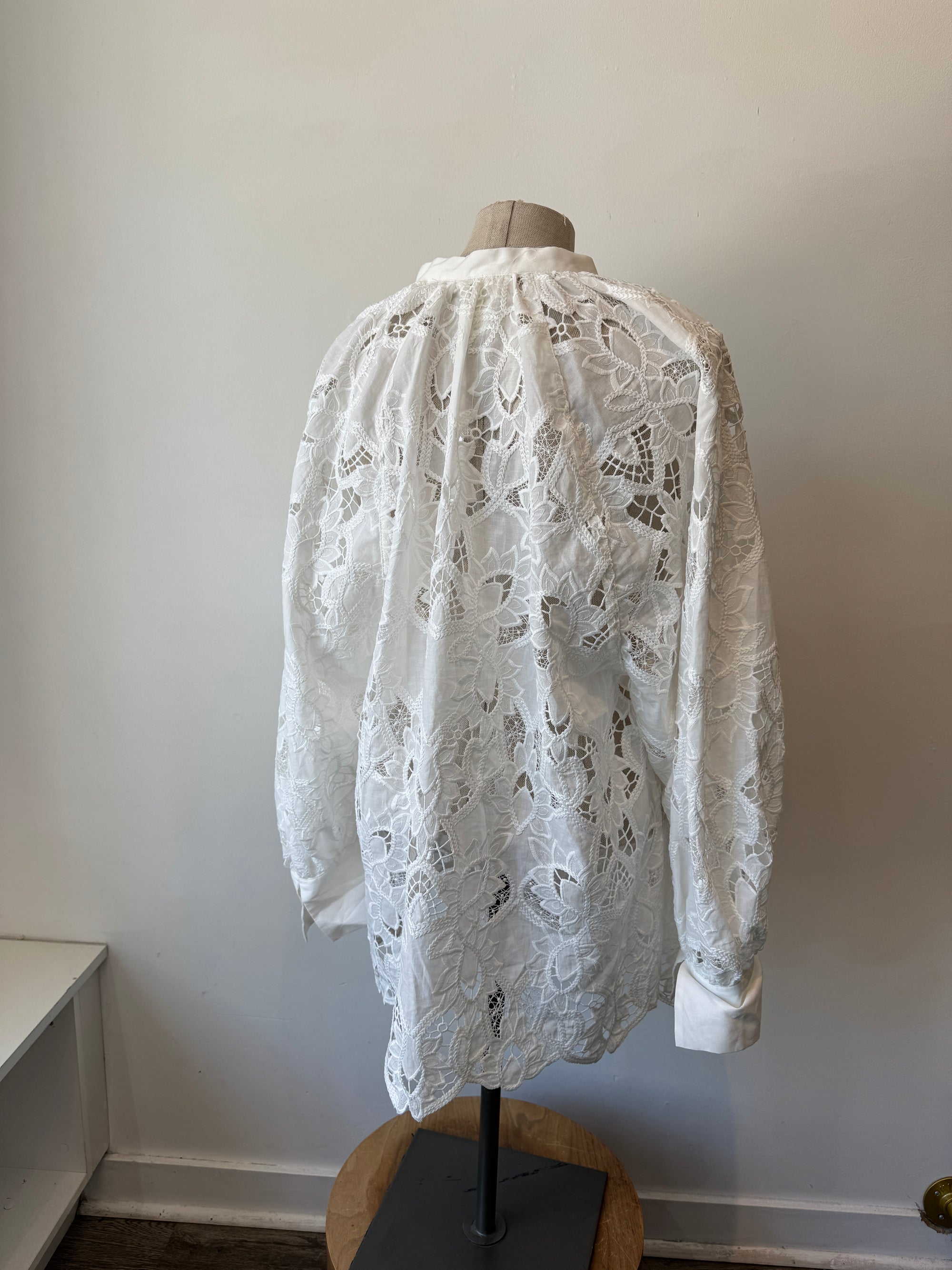 H&M White Floral Eyelet Tunic, S