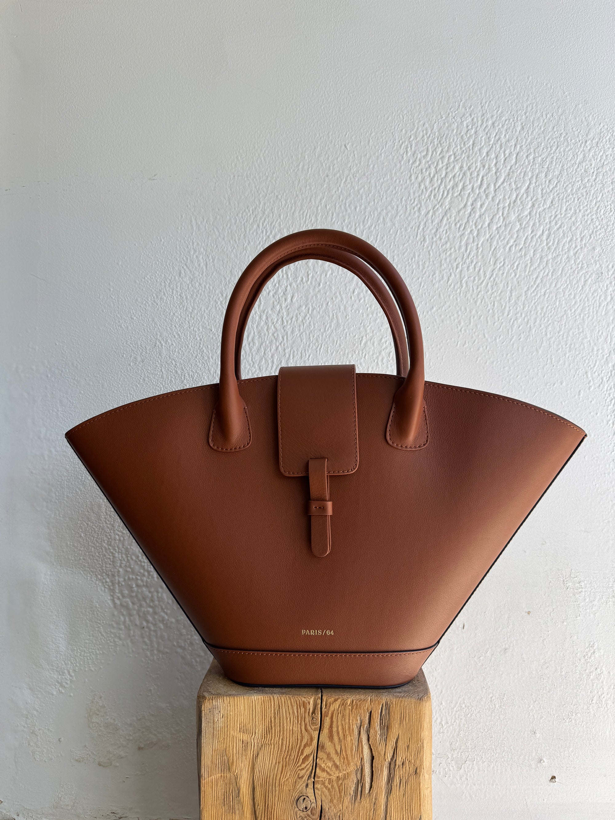 Paris 64 Lumiere Tote Bag, Caramel