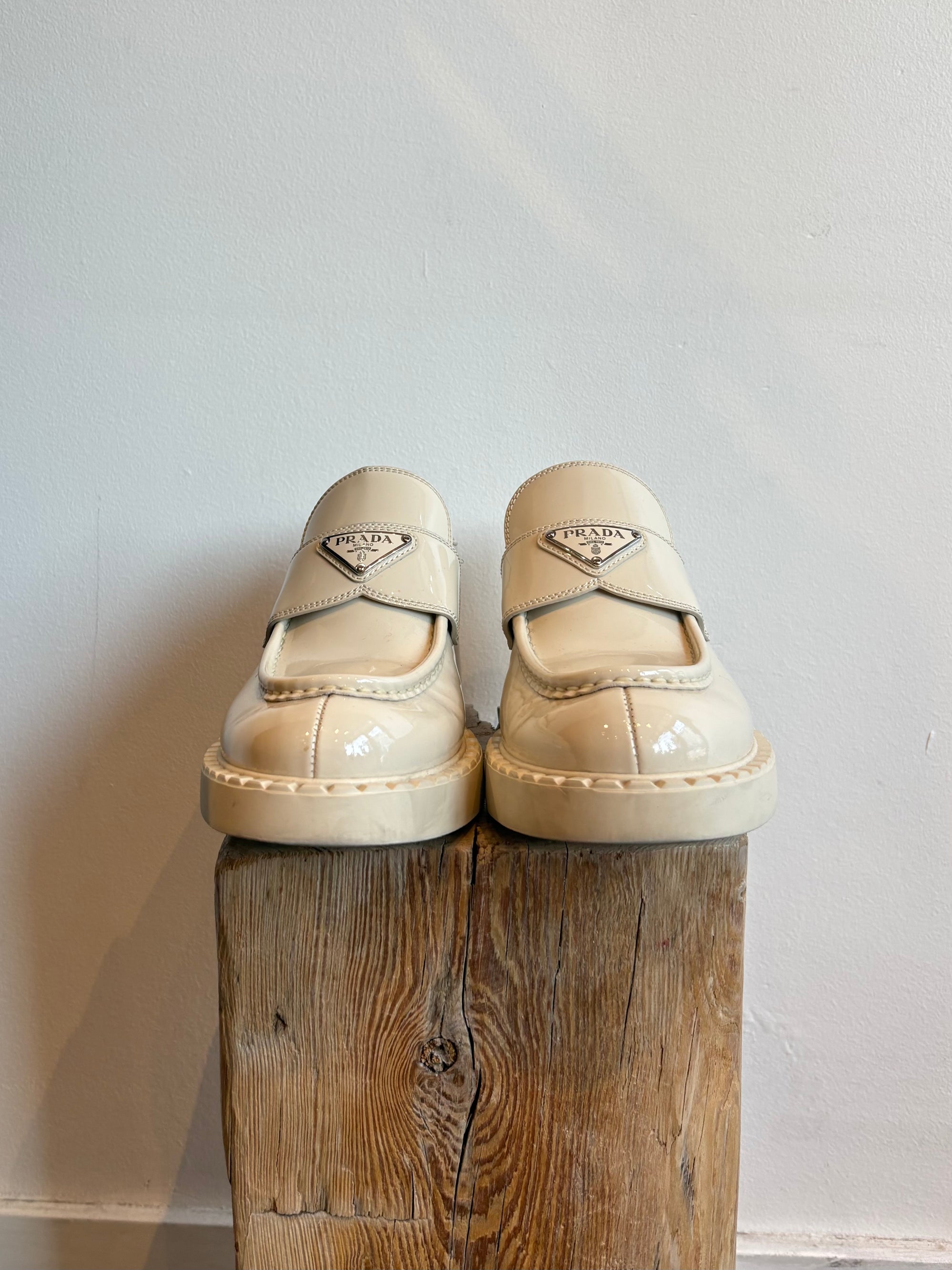 Prada Logo Plaque Loafers, White, 40