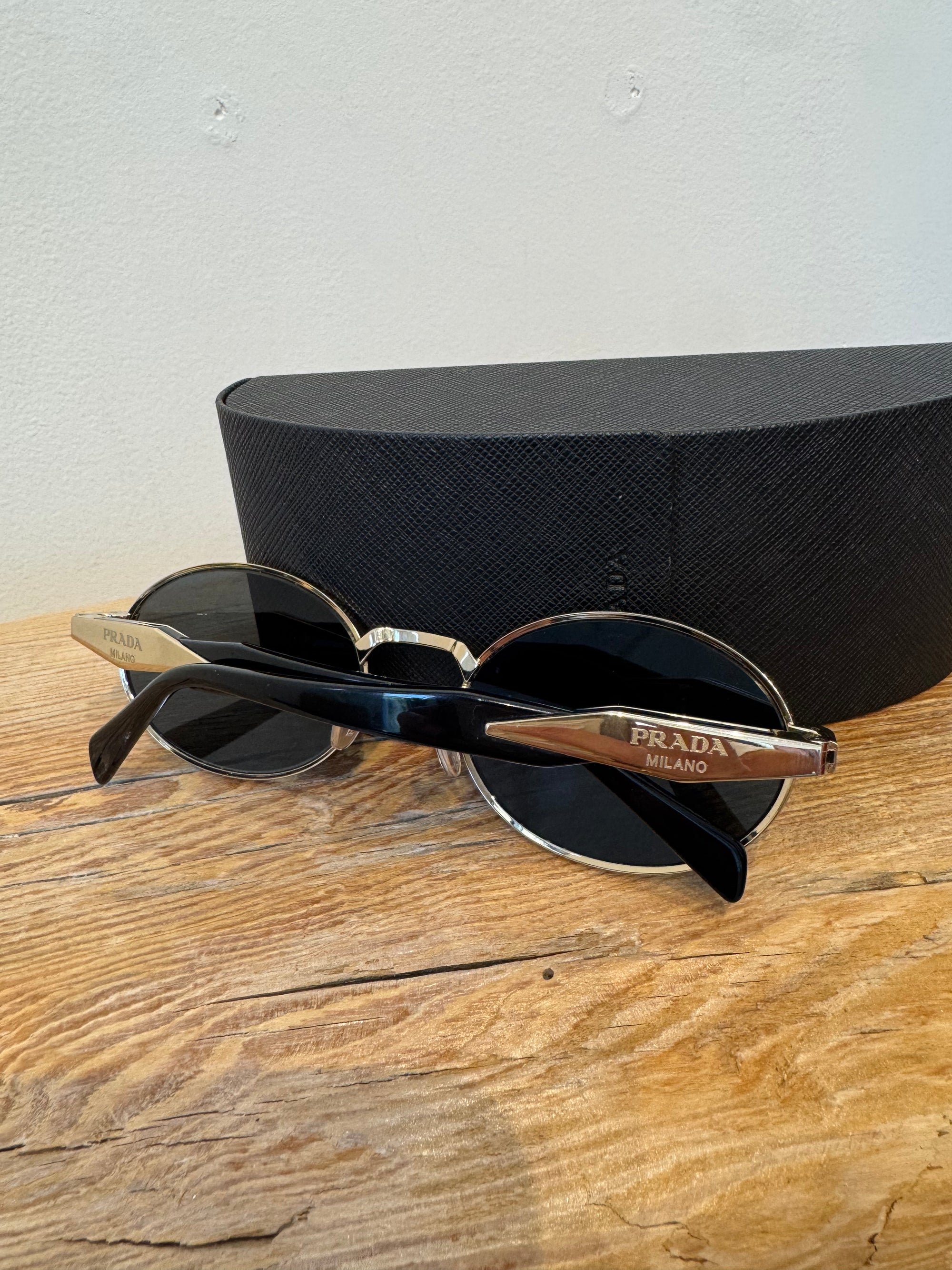 Prada oval sunglasses, Black/Gold